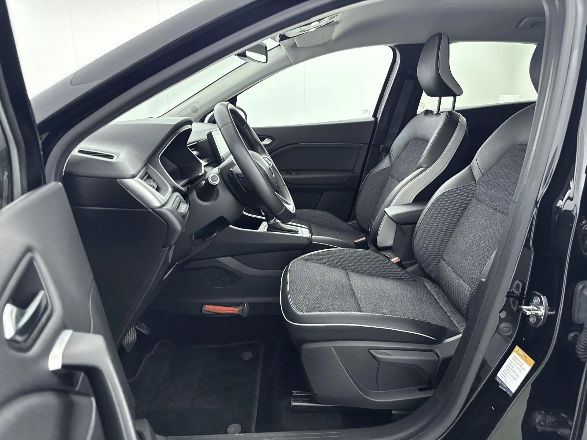 Renault-Captur-image-6