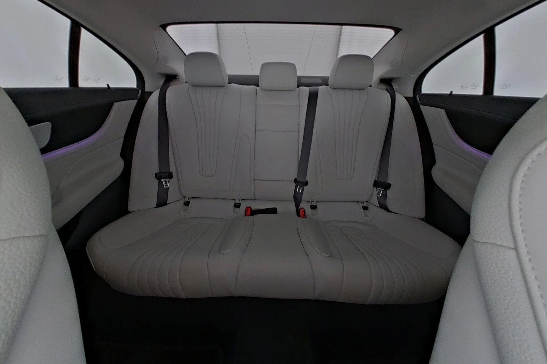 Mercedes-Benz CLS 220 d AMG Line + LEDER + OPEN DAK + MULTIBEAM + CARPLAY +