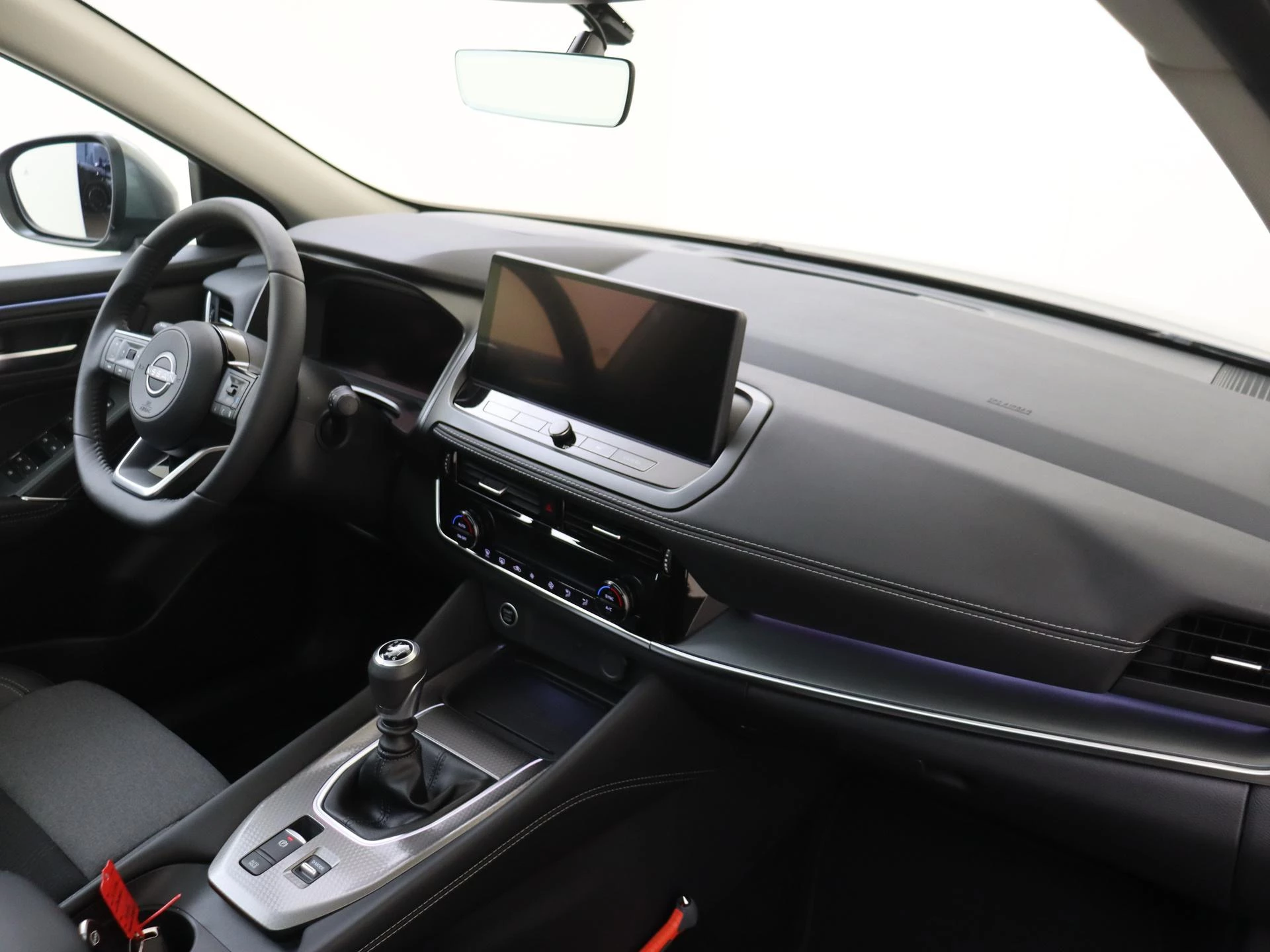 Nissan-QASHQAI-image-4