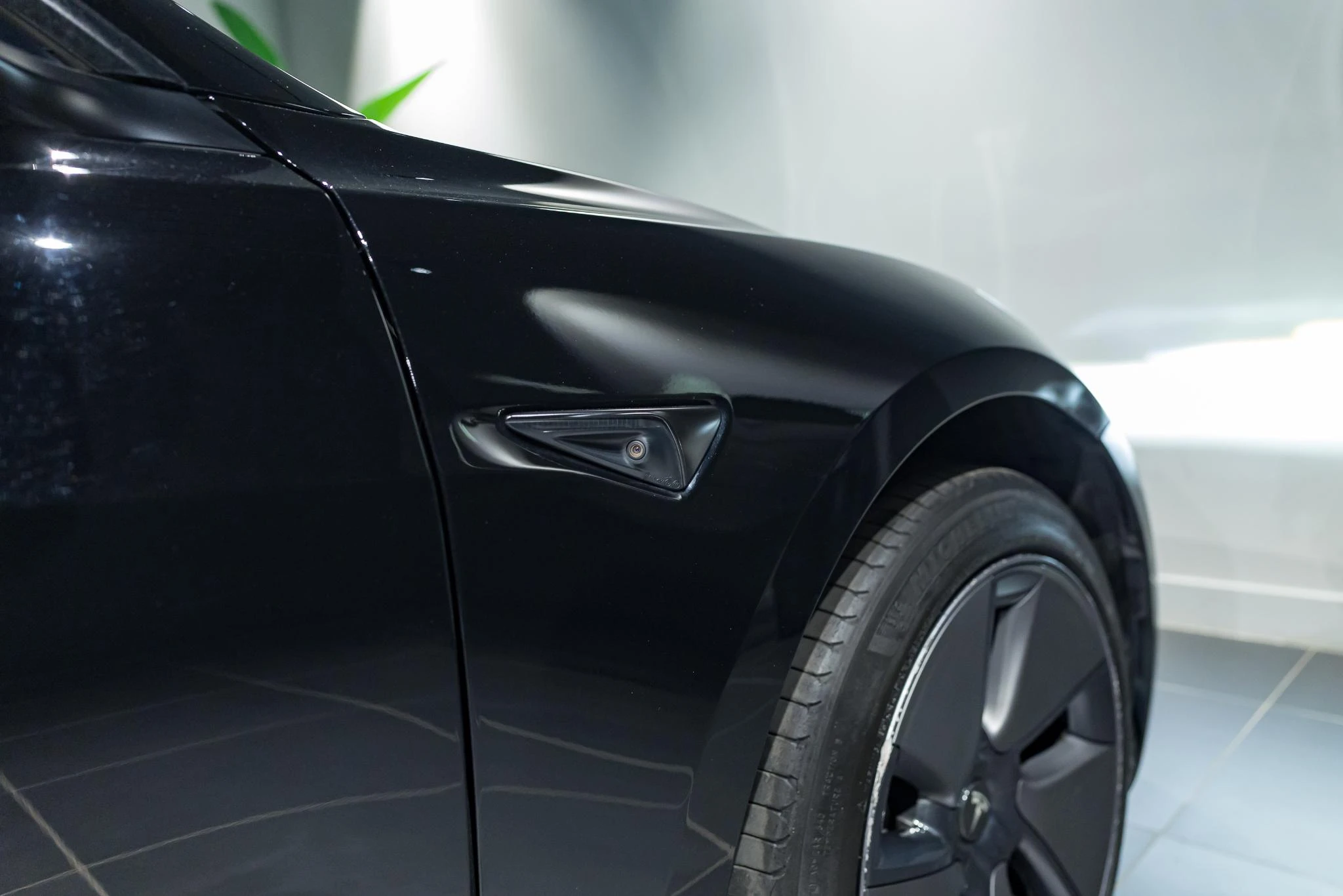 Tesla-Model 3-image-16