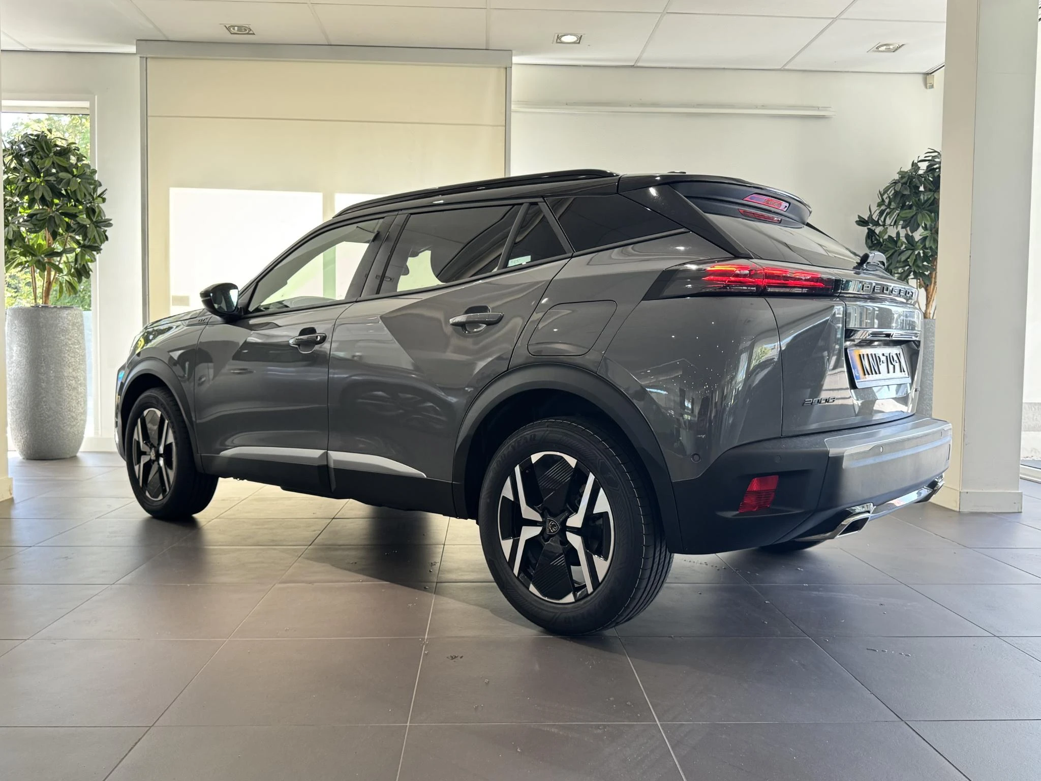 Peugeot 2008 1.2 Hybrid 145 GT