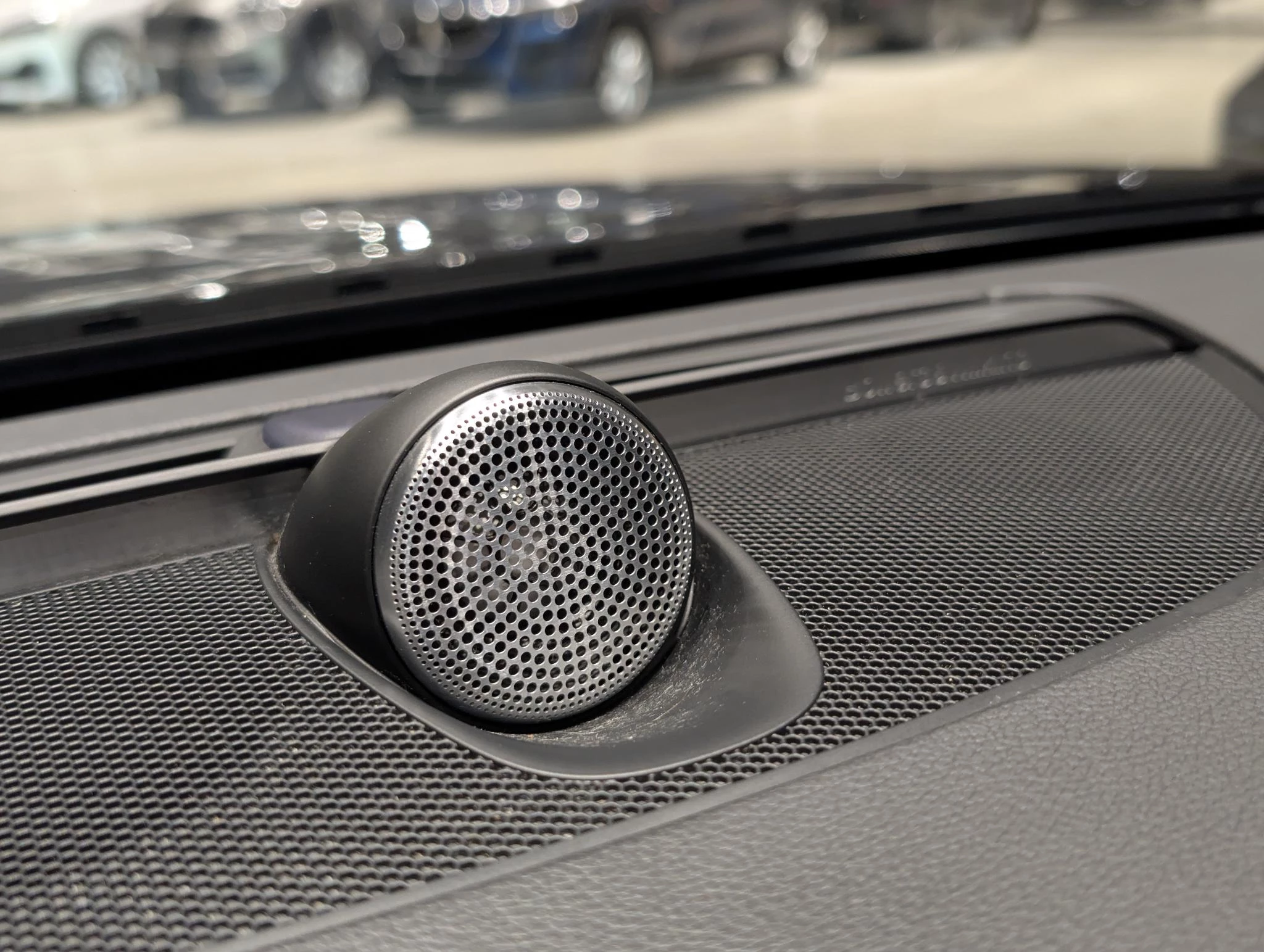 Volvo-V90-image-8