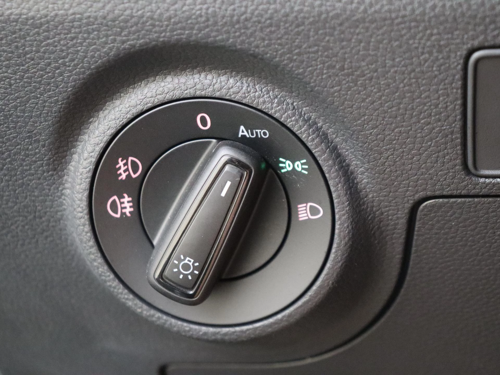 SEAT-Ibiza-image-25