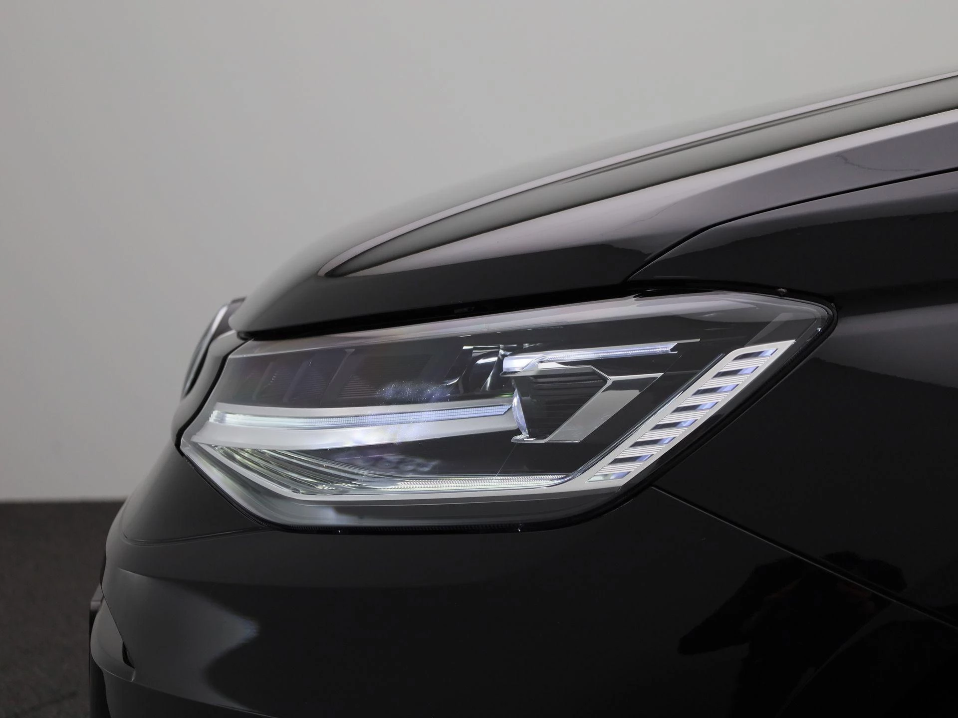 Volkswagen-Caddy-image-19