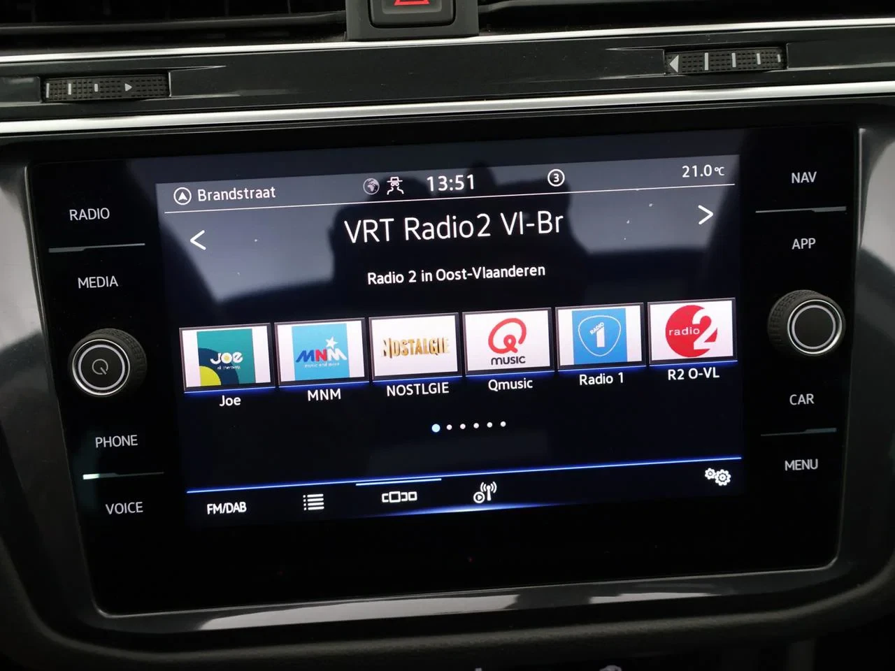 Volkswagen-Tiguan-image-19