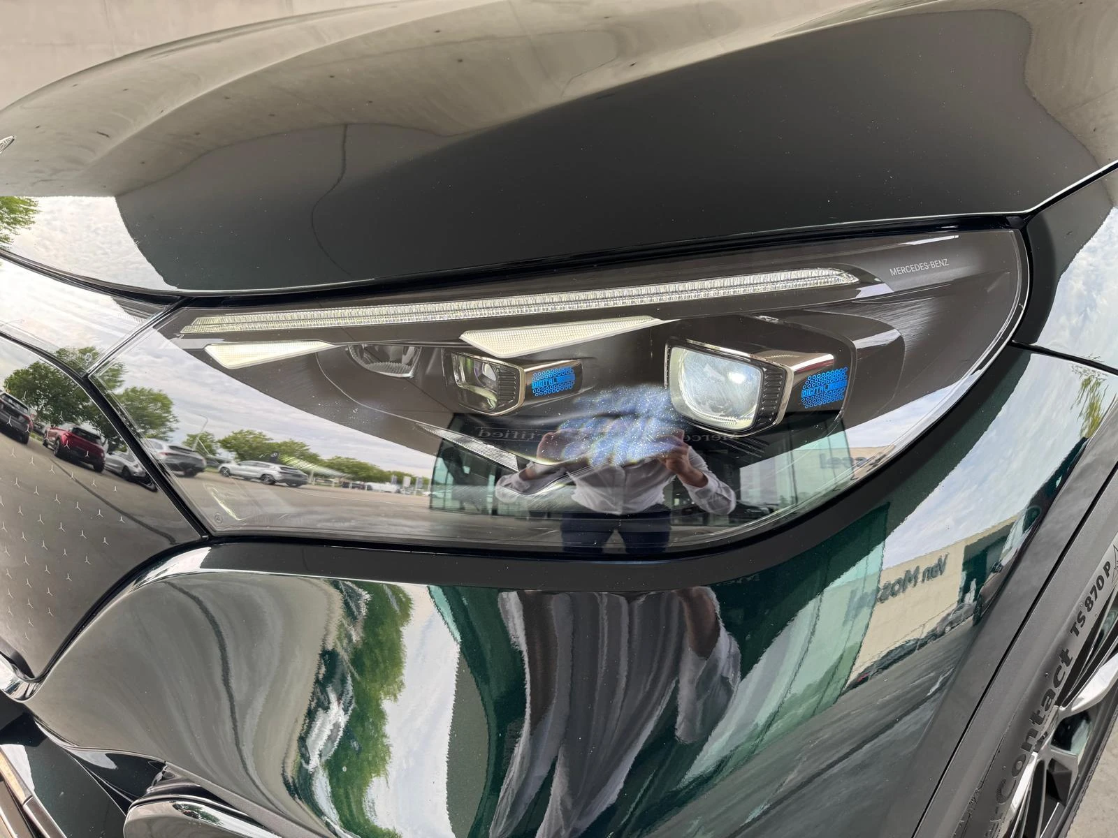 Mercedes-Benz-EQE-image-19