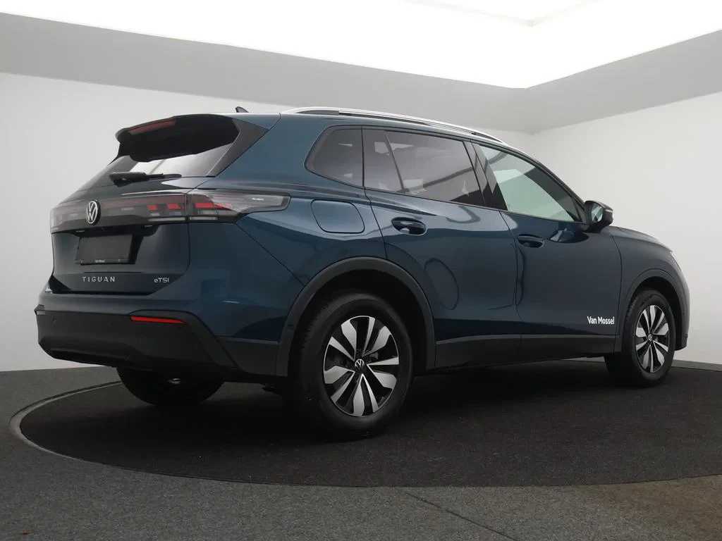 Volkswagen-Tiguan-image-1