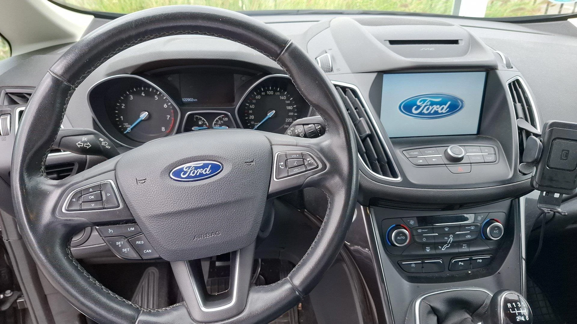 Ford-C-MAX-image-6