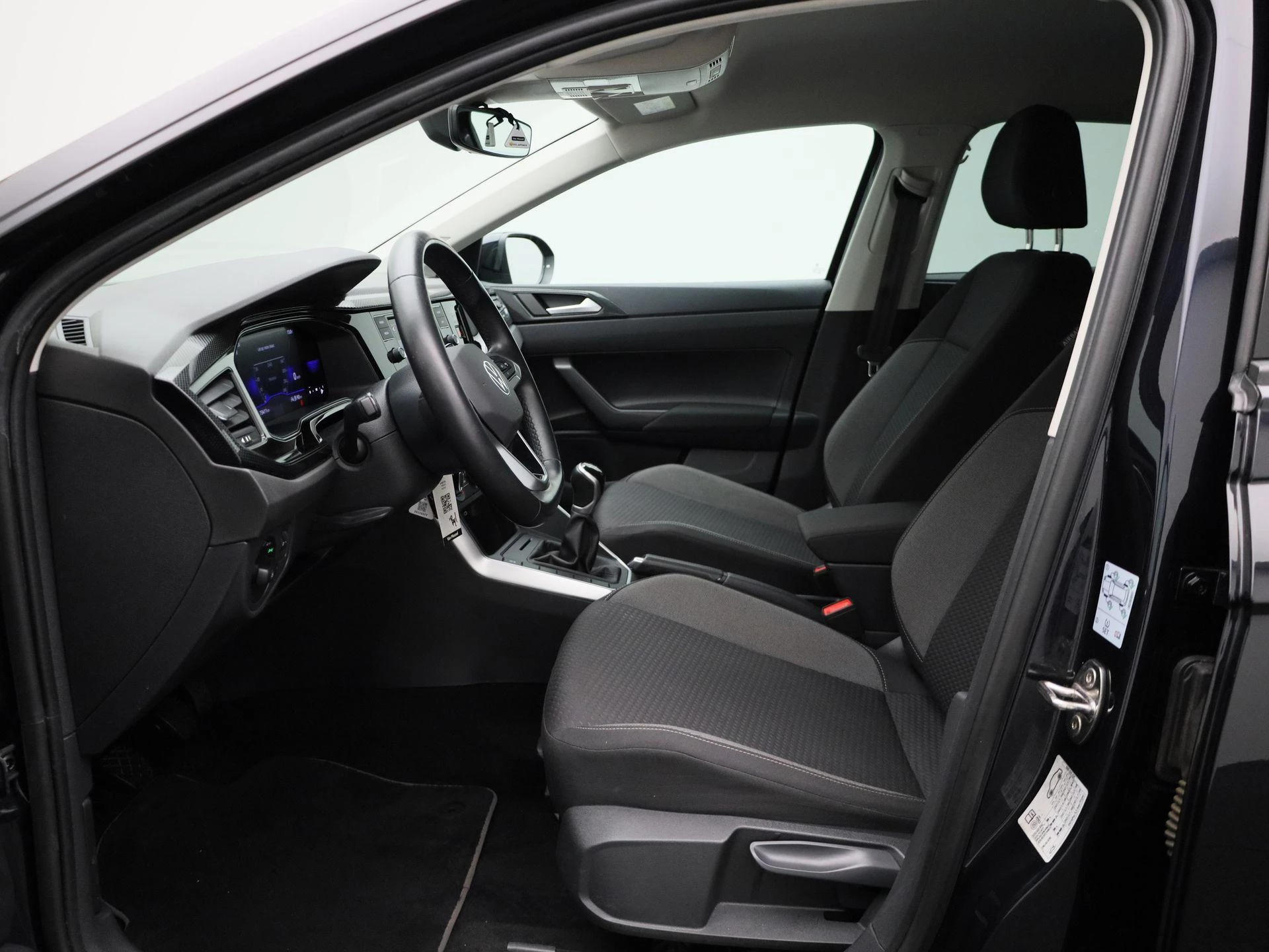 Volkswagen-Taigo-image-8