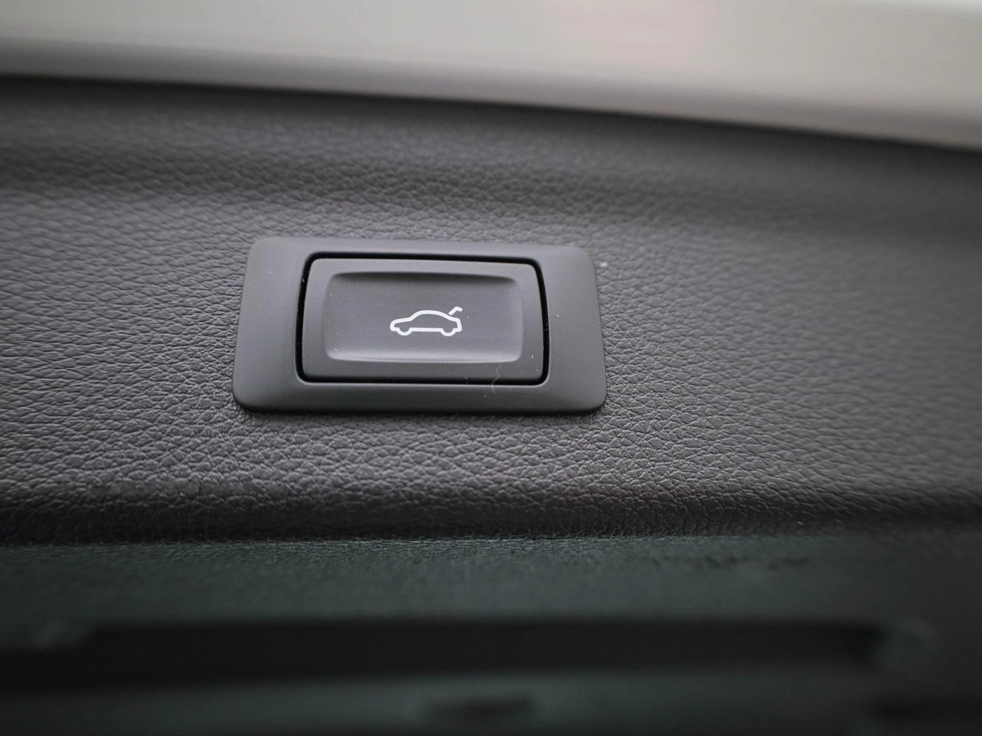 Audi-Q3-image-12