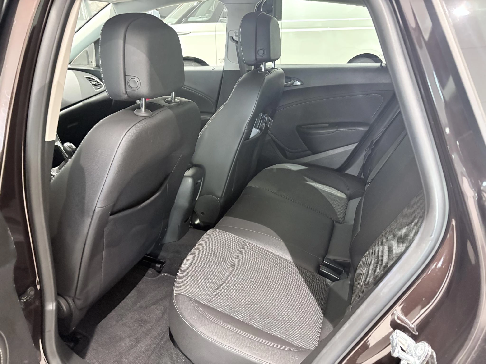 Opel-Astra-image-10