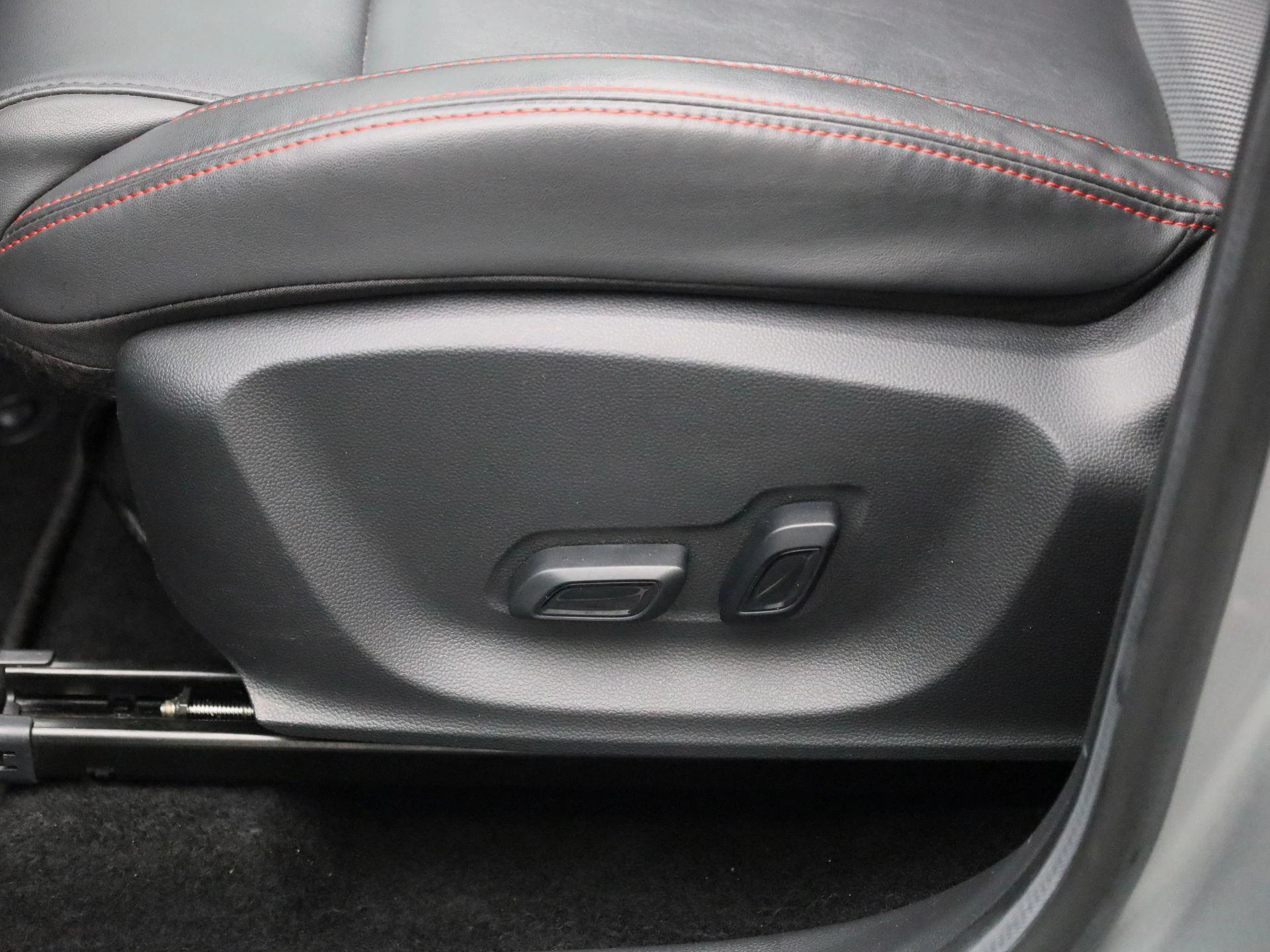 MG-ZS EV-image-28