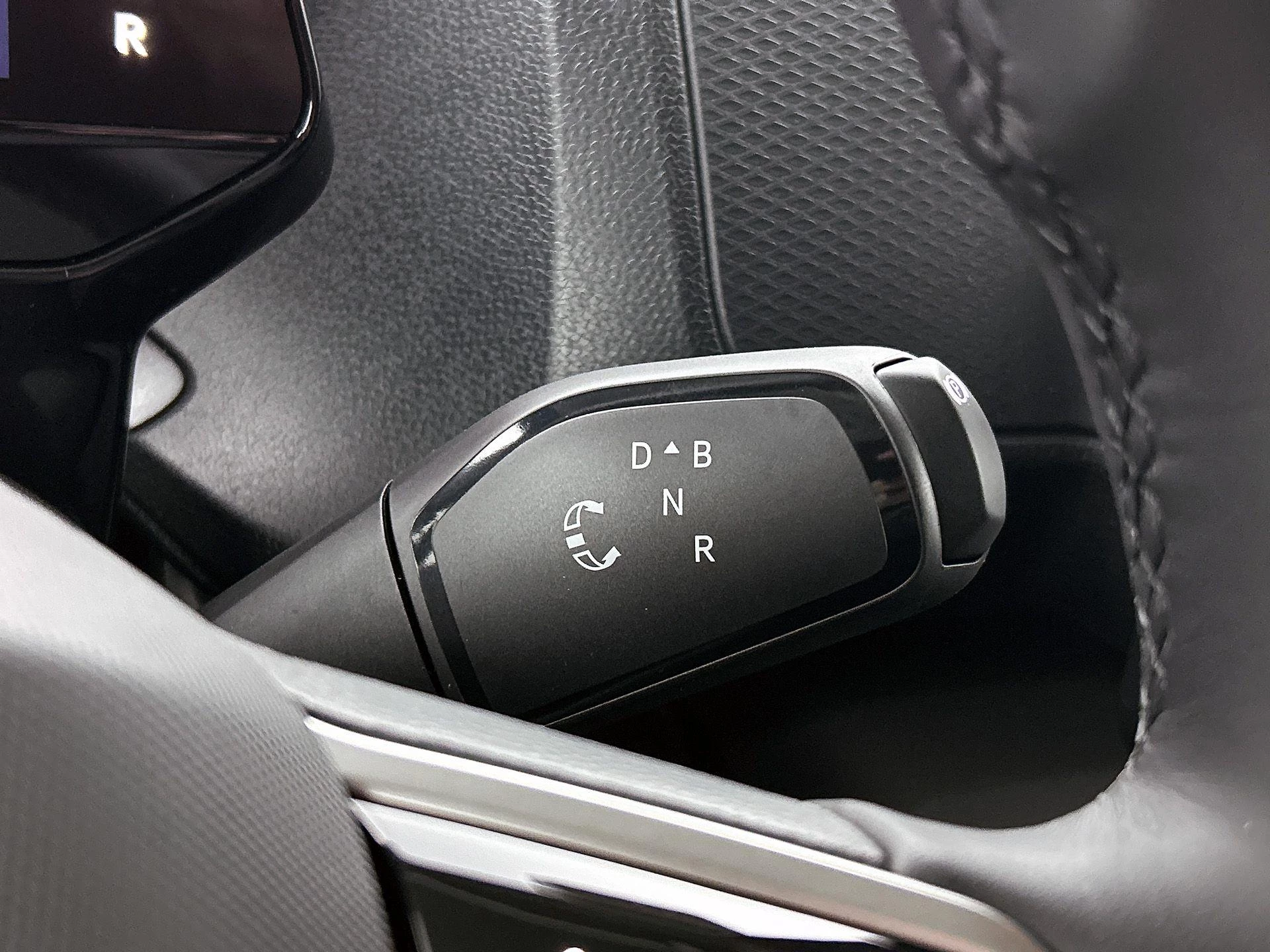 Volkswagen-ID. Buzz Cargo-image-20