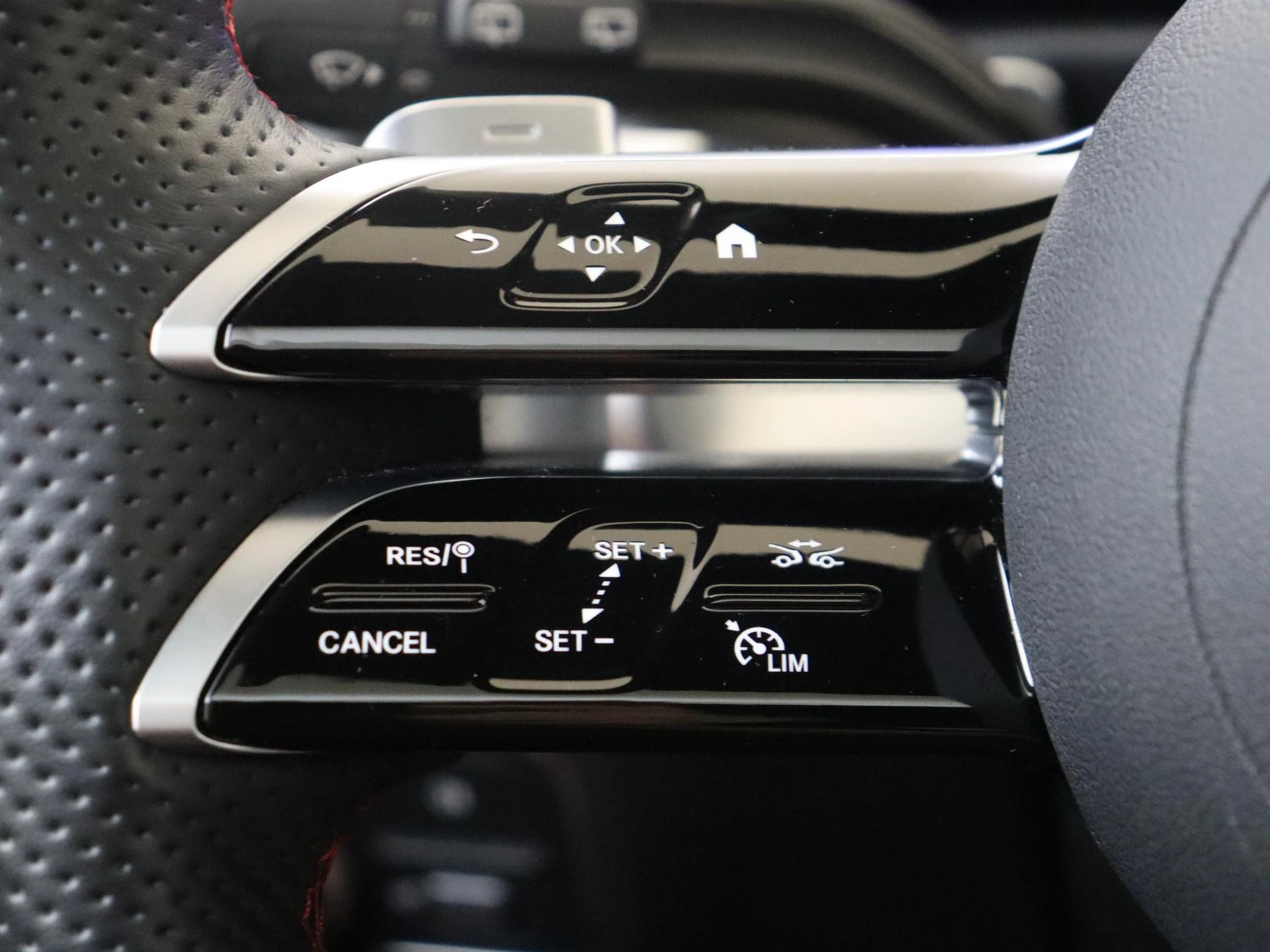 Mercedes-Benz EQB 250+ Business Solution AMG 71 kWh