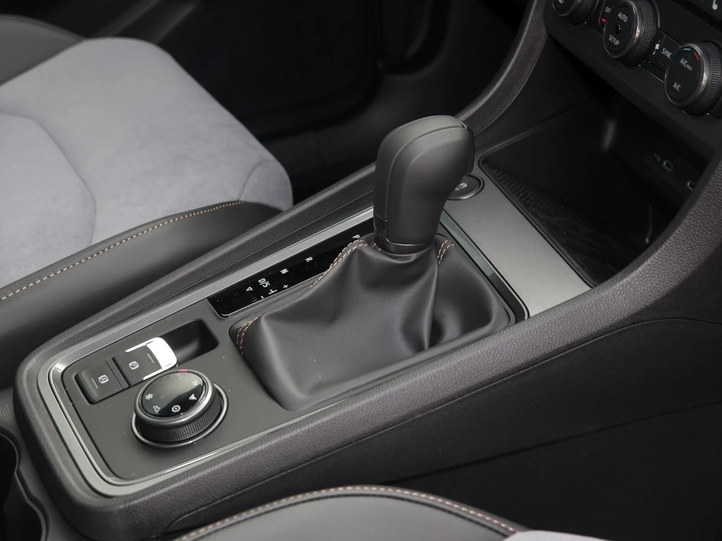 CUPRA Ateca VZ TE 2.0TSI 221kW/300PS 7-Gang-DSG 4Drive CAL