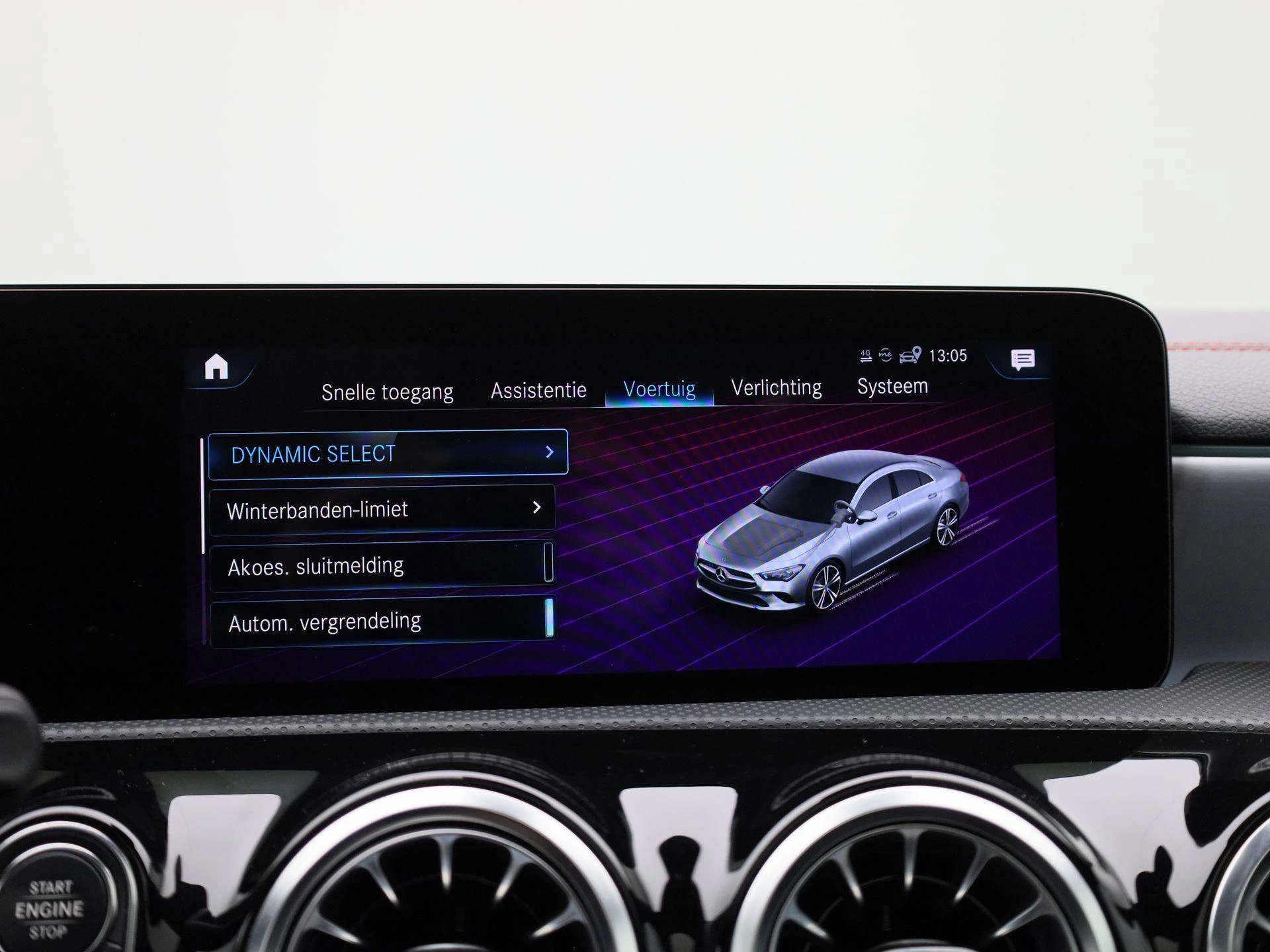 Mercedes-Benz CLA 200 Business Solution AMG