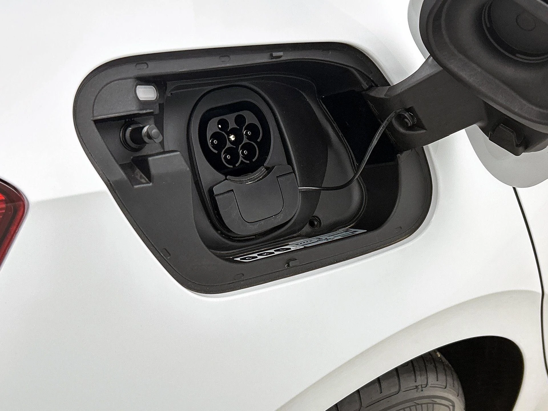 Volkswagen-ID.3 Neo-image-17