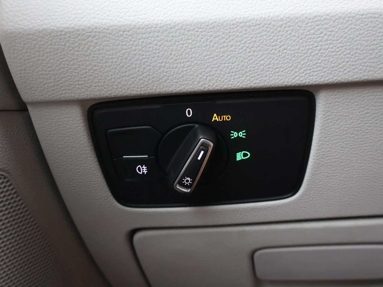 Volkswagen Passat Variant GTE Passat GTE 1.4 eHybrid PHEV 218PK *AUTOMAAT*TREKHAAK*WIT LEDER*ALCANTARA*CAMERA*ACC*NAVI*APP-CONNECT*...*