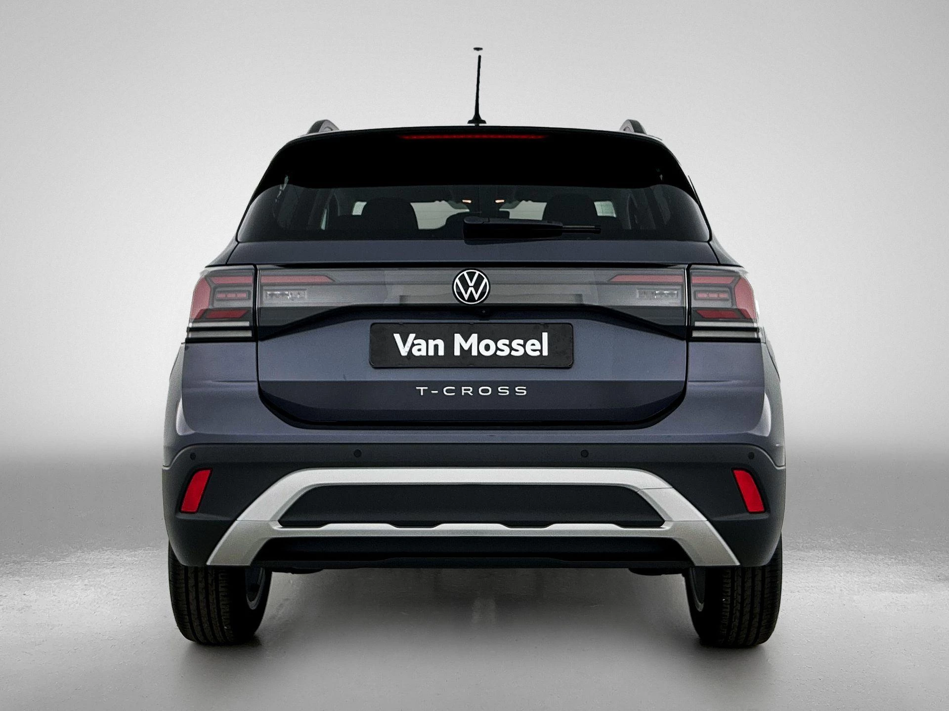 Volkswagen-T-Cross-image-2