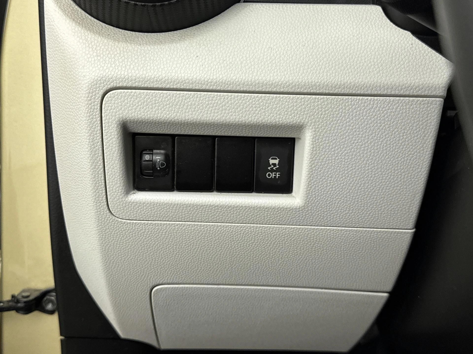 Suzuki-Ignis-image-14
