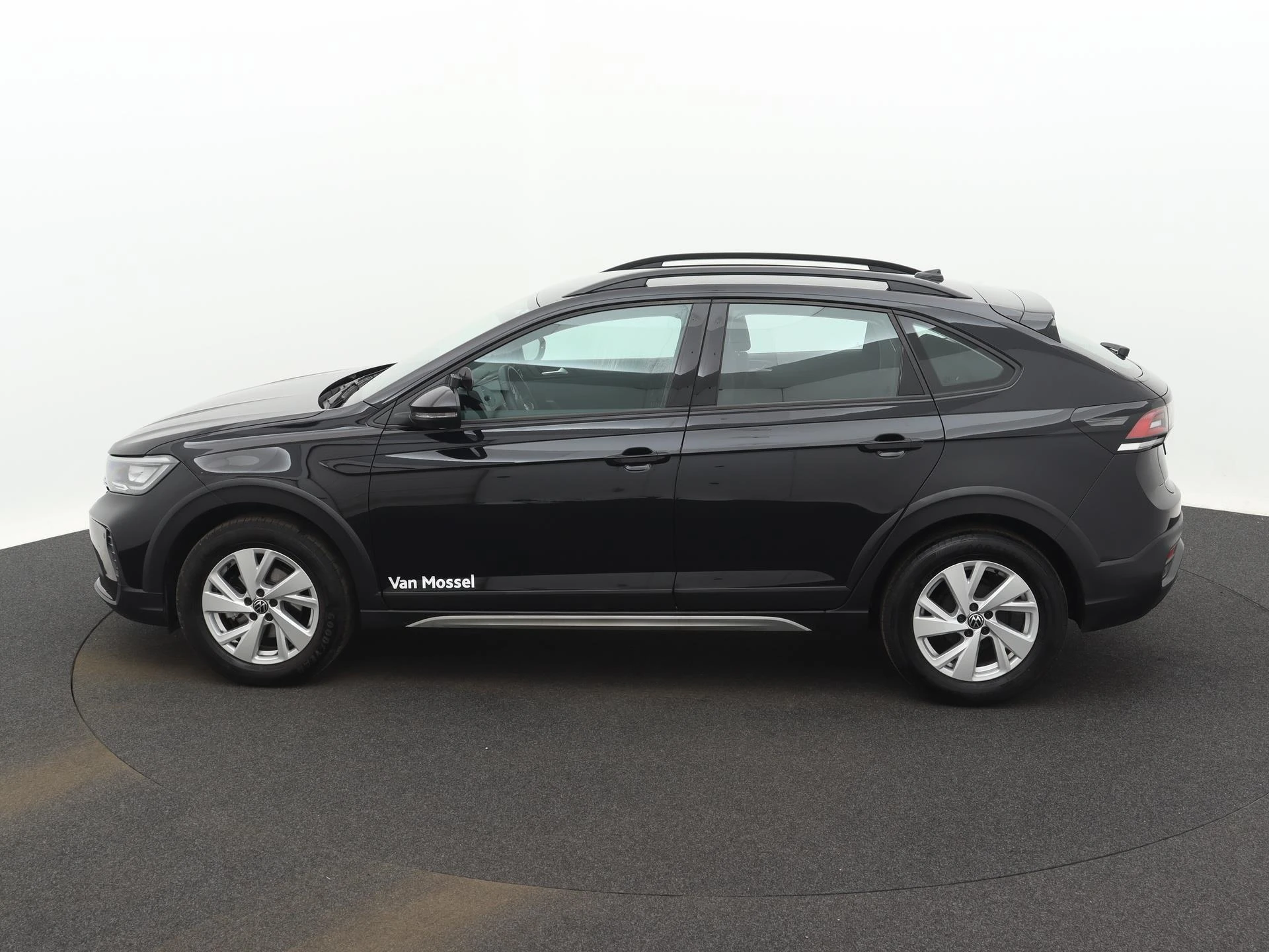 Volkswagen-Taigo-image-1