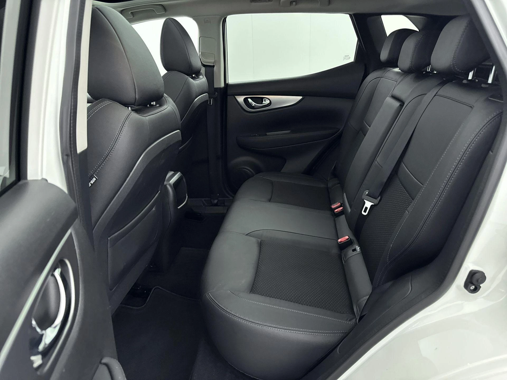 Nissan-QASHQAI-image-11