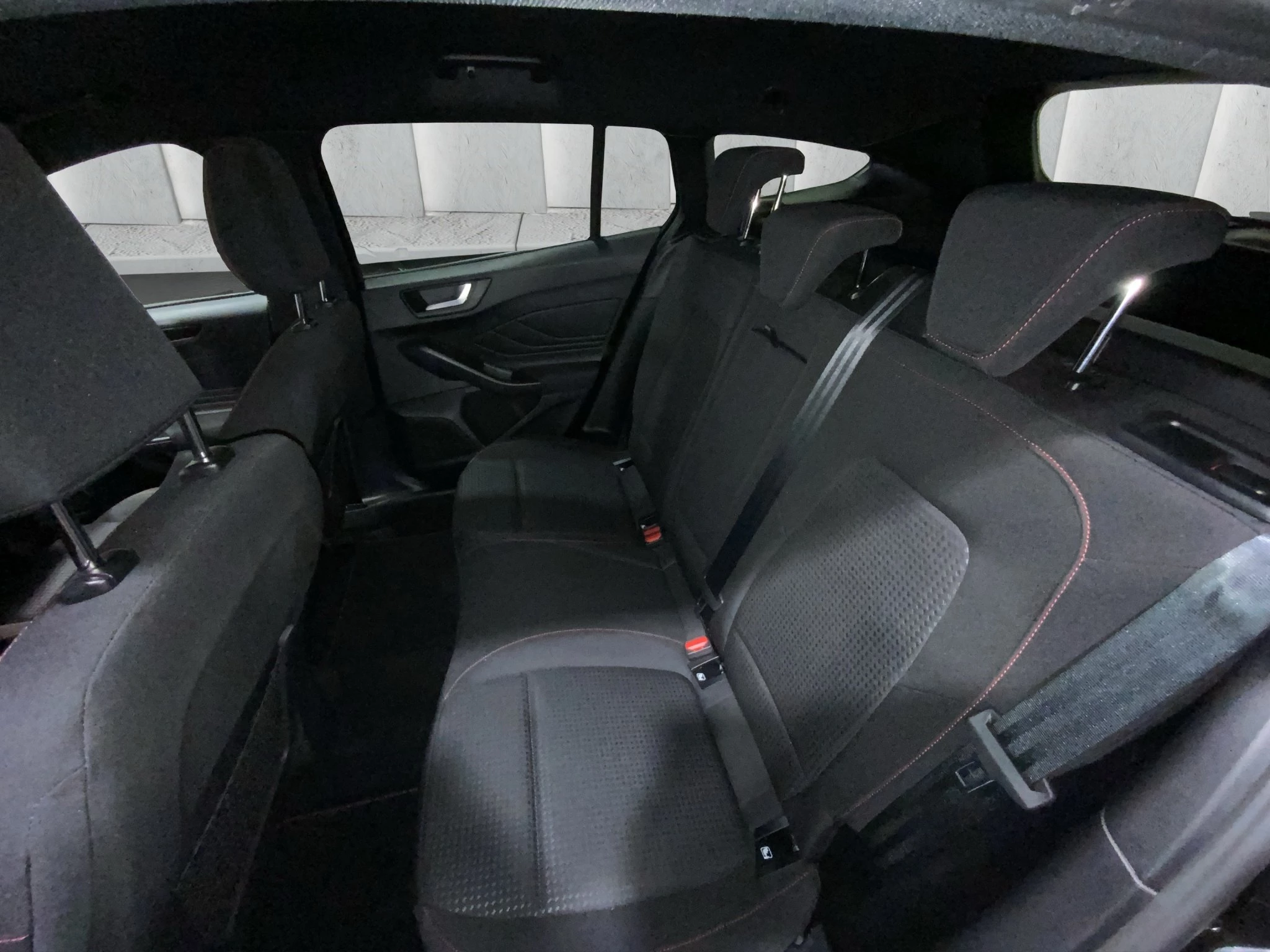 Ford Focus ST-Line X Turnier Aut.*AHK*ACC*HUD*KAM*NAVI*WINTER-PKT.
