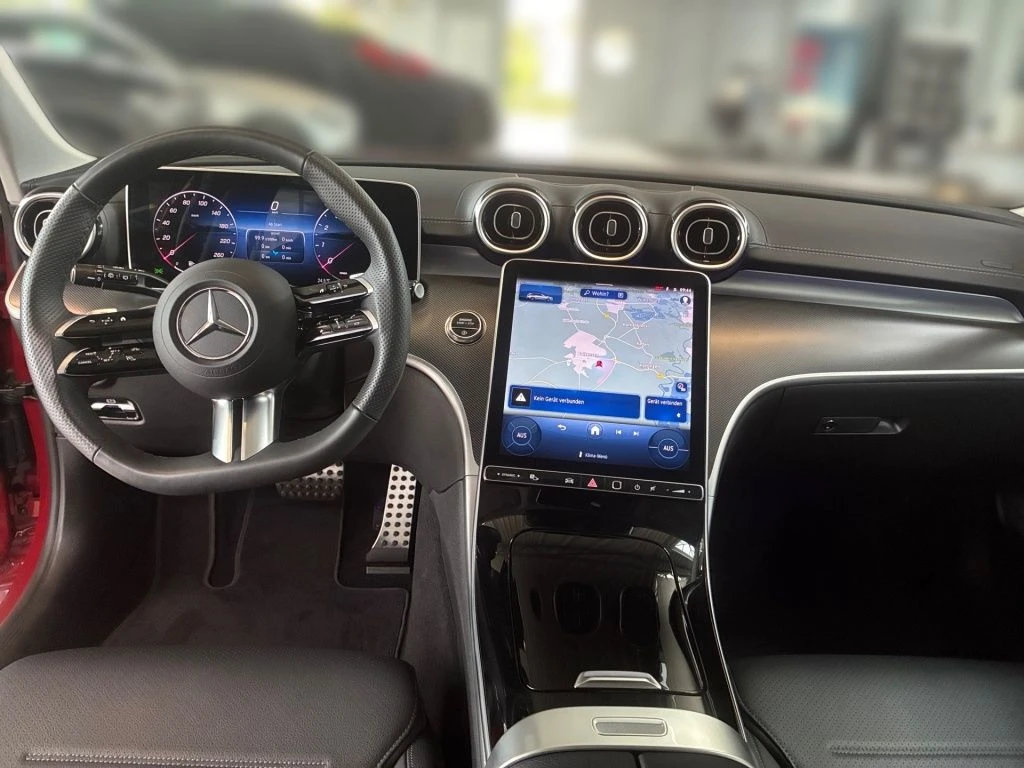 Mercedes-Benz-C-Klasse 180-image-9