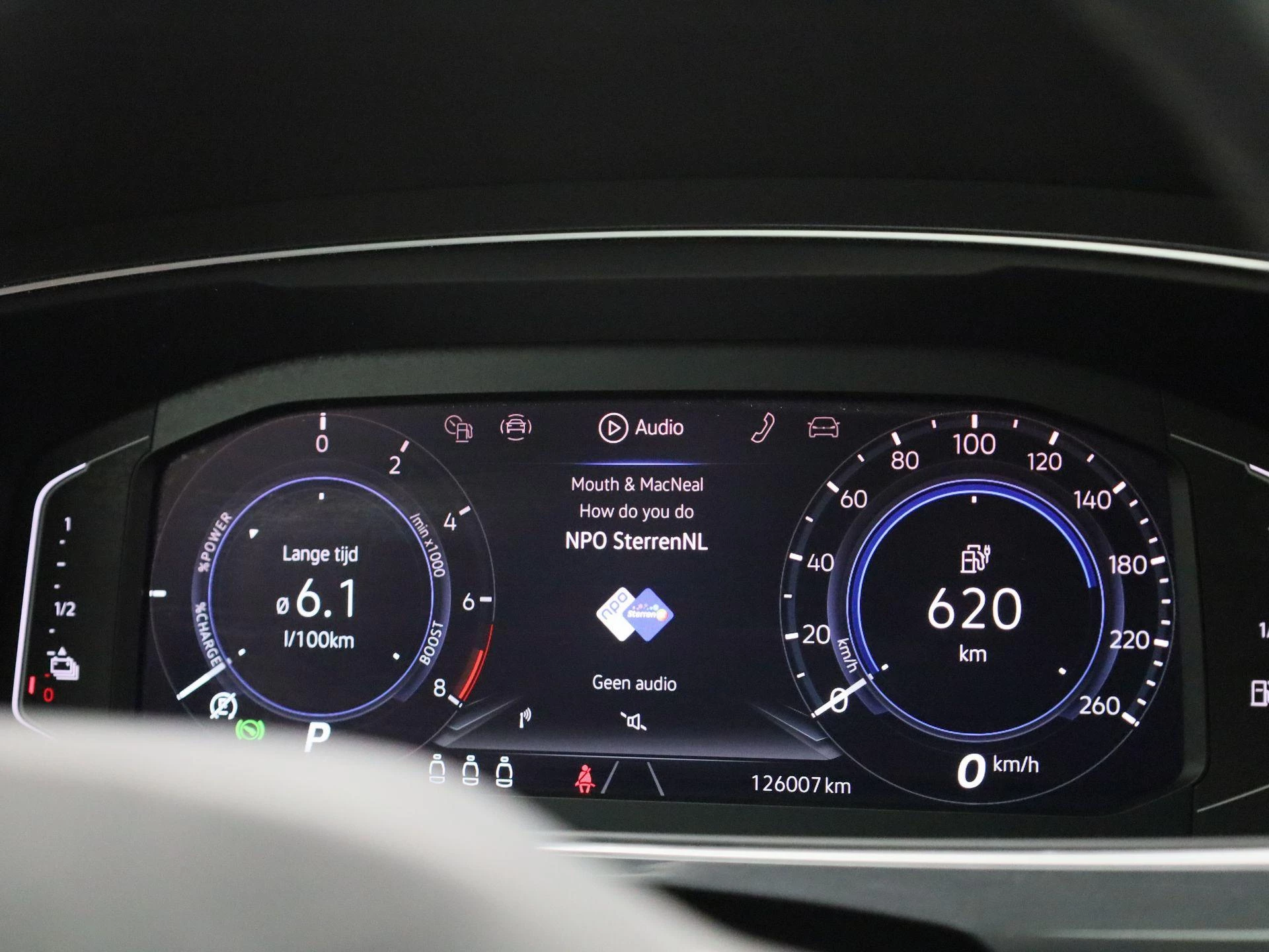 Volkswagen-Tiguan-image-24