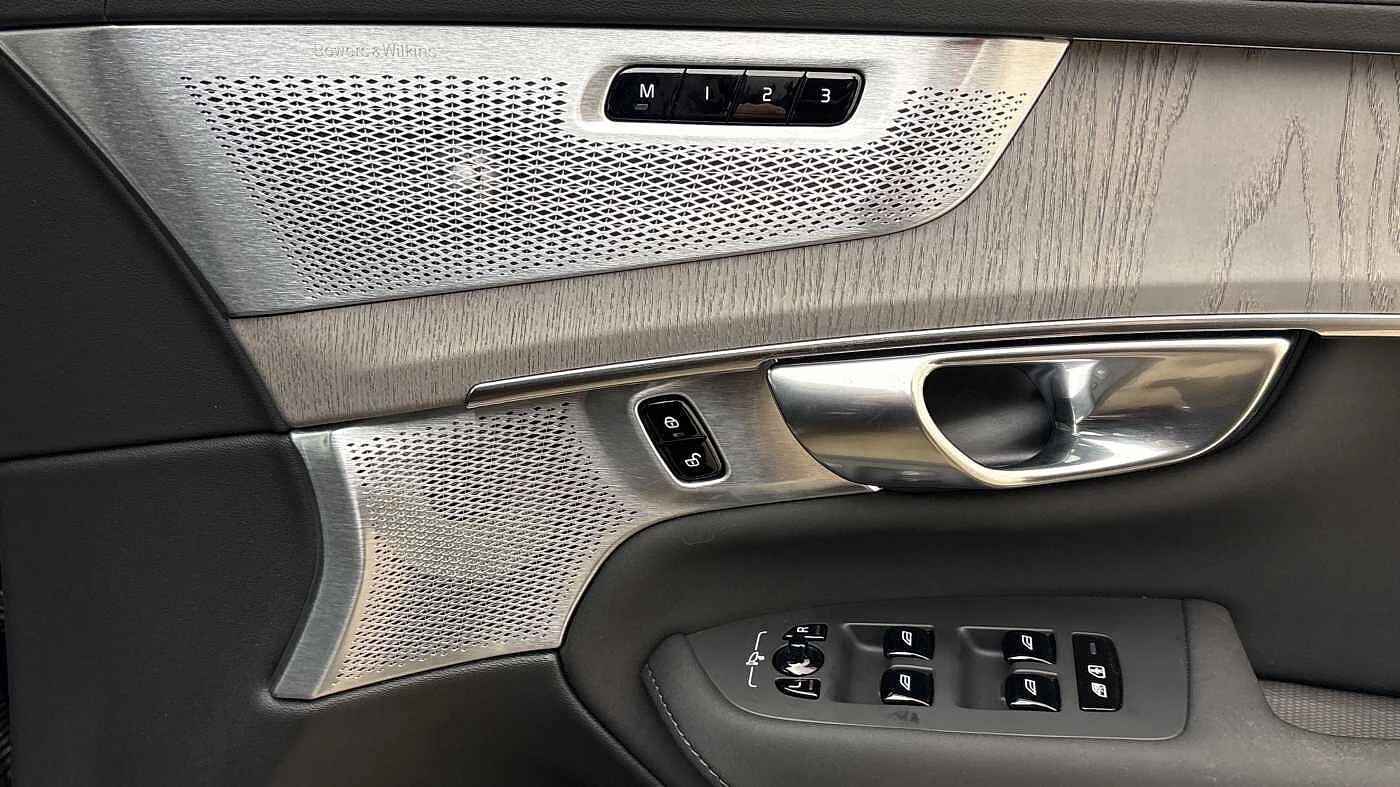 Volvo-XC90-image-26
