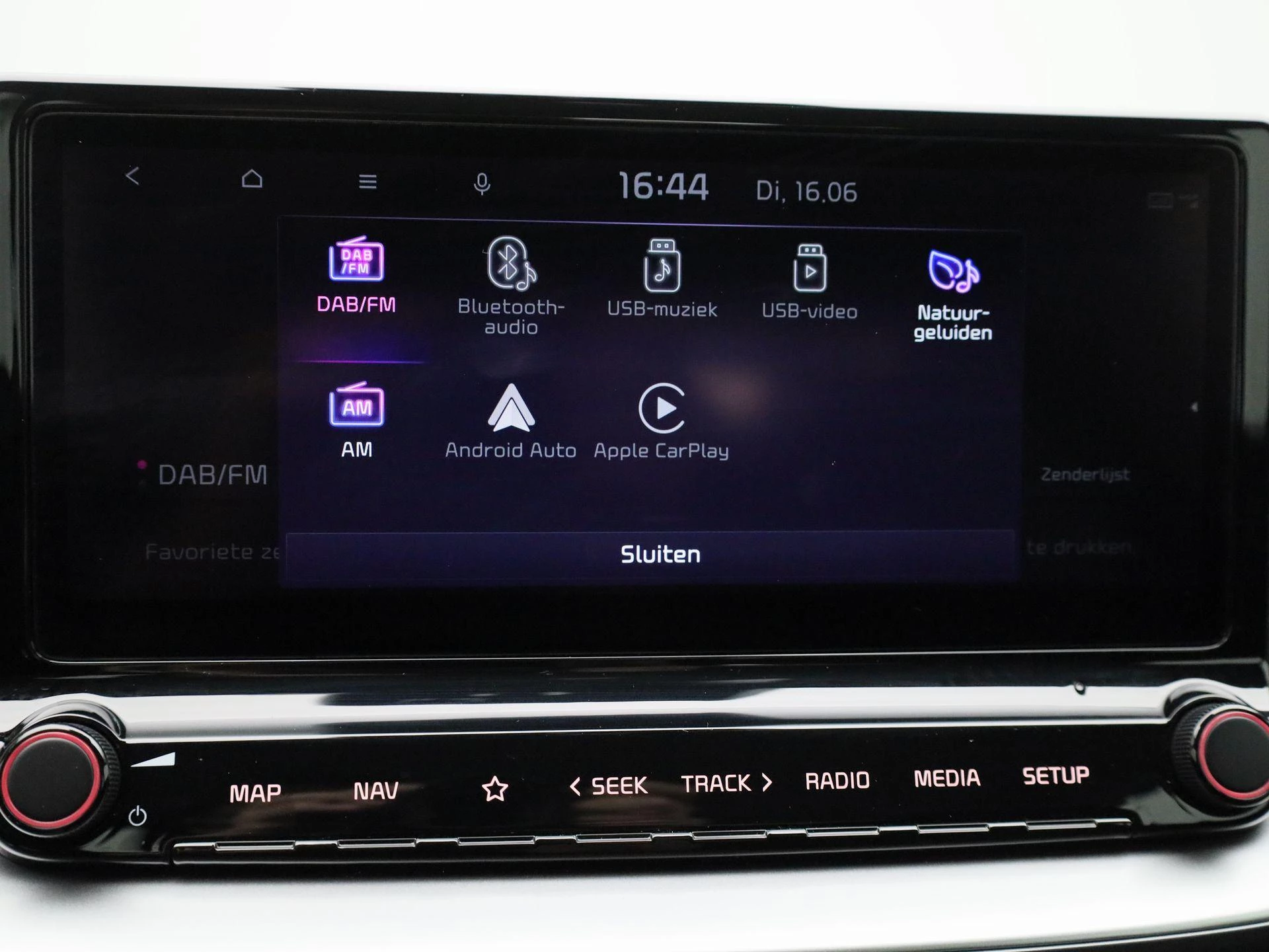 Kia-Ceed Sportswagon-image-25