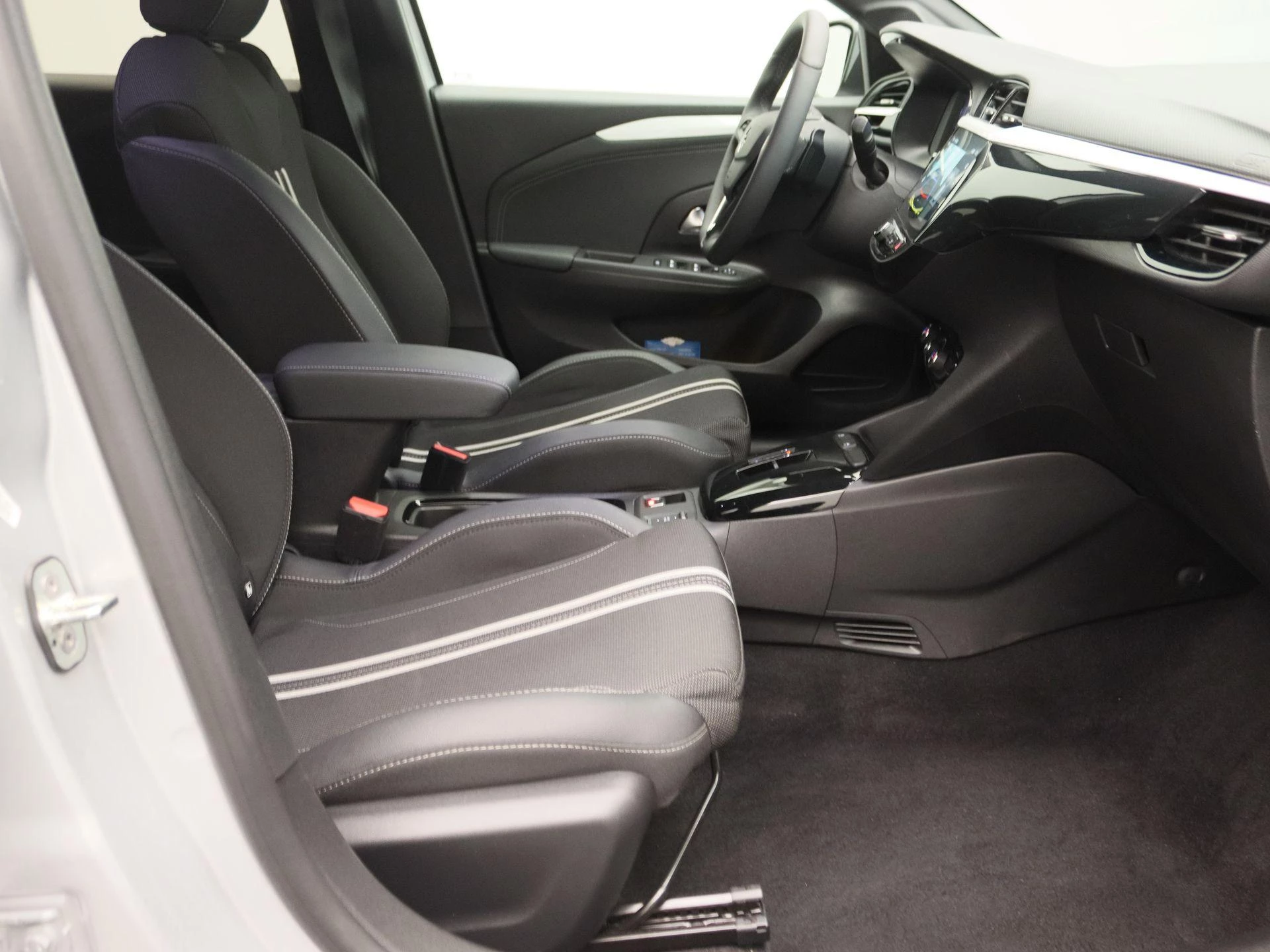 Opel-Corsa-image-23