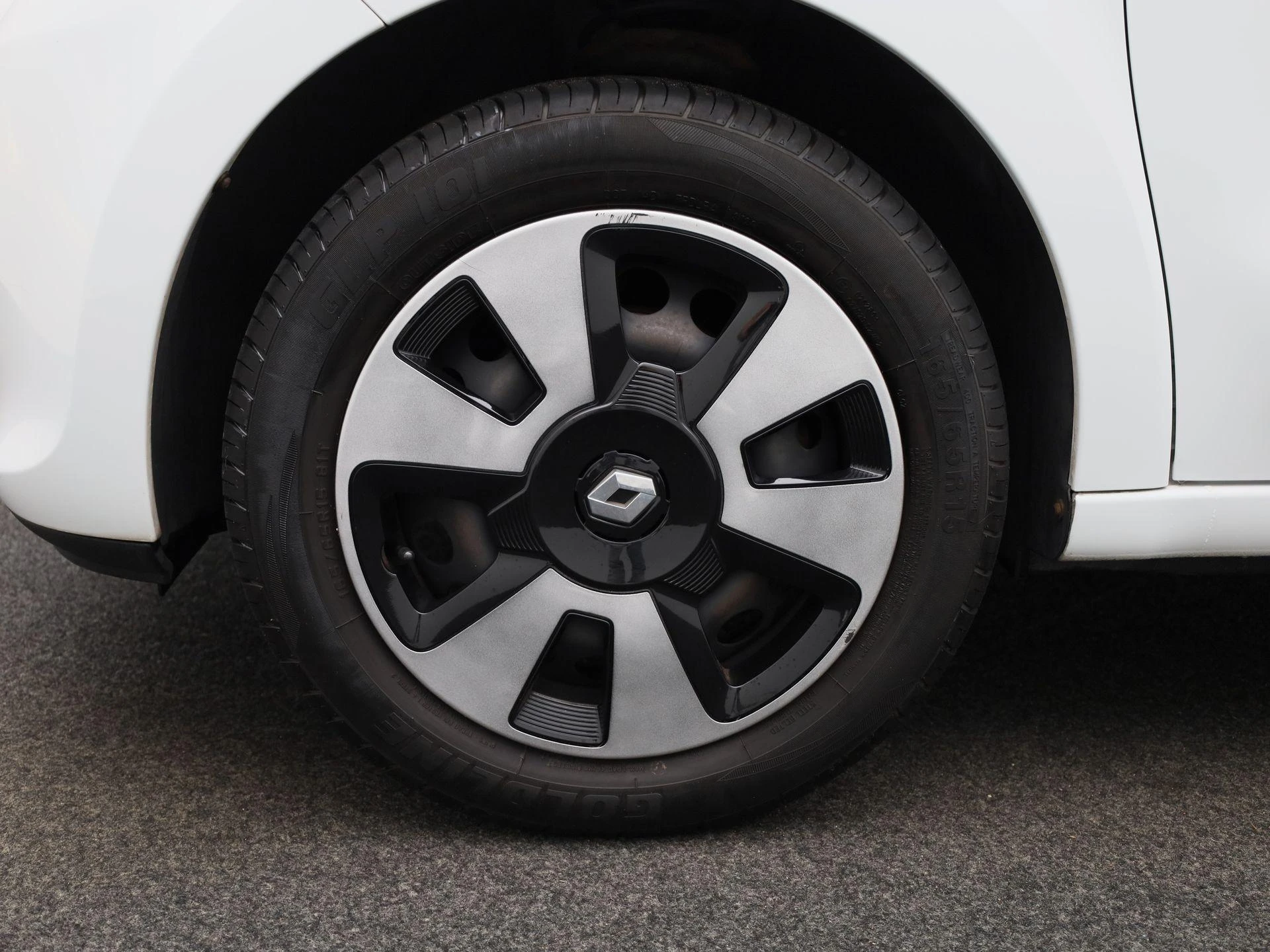 Renault-Twingo-image-13