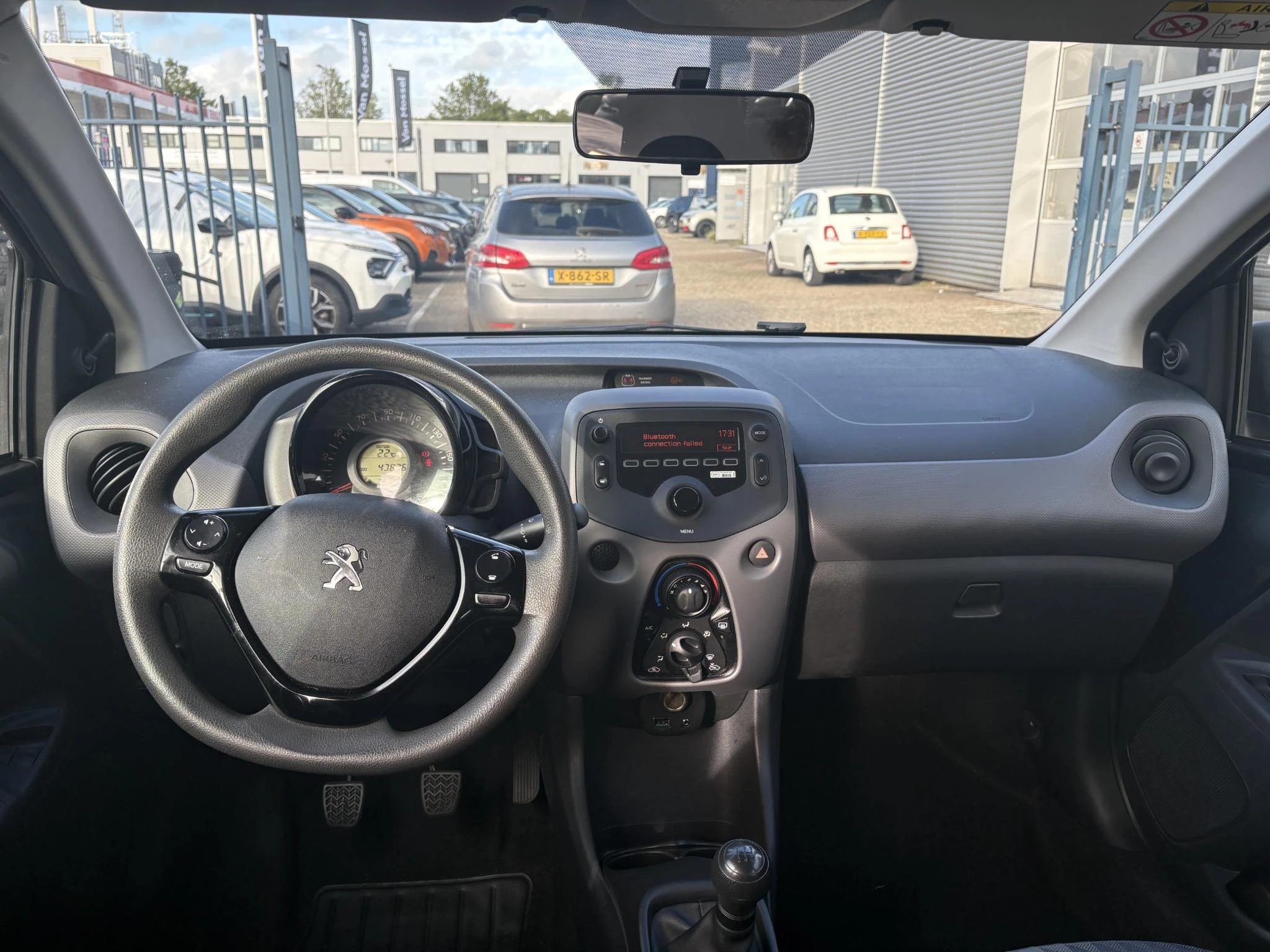 Peugeot-108-image-9