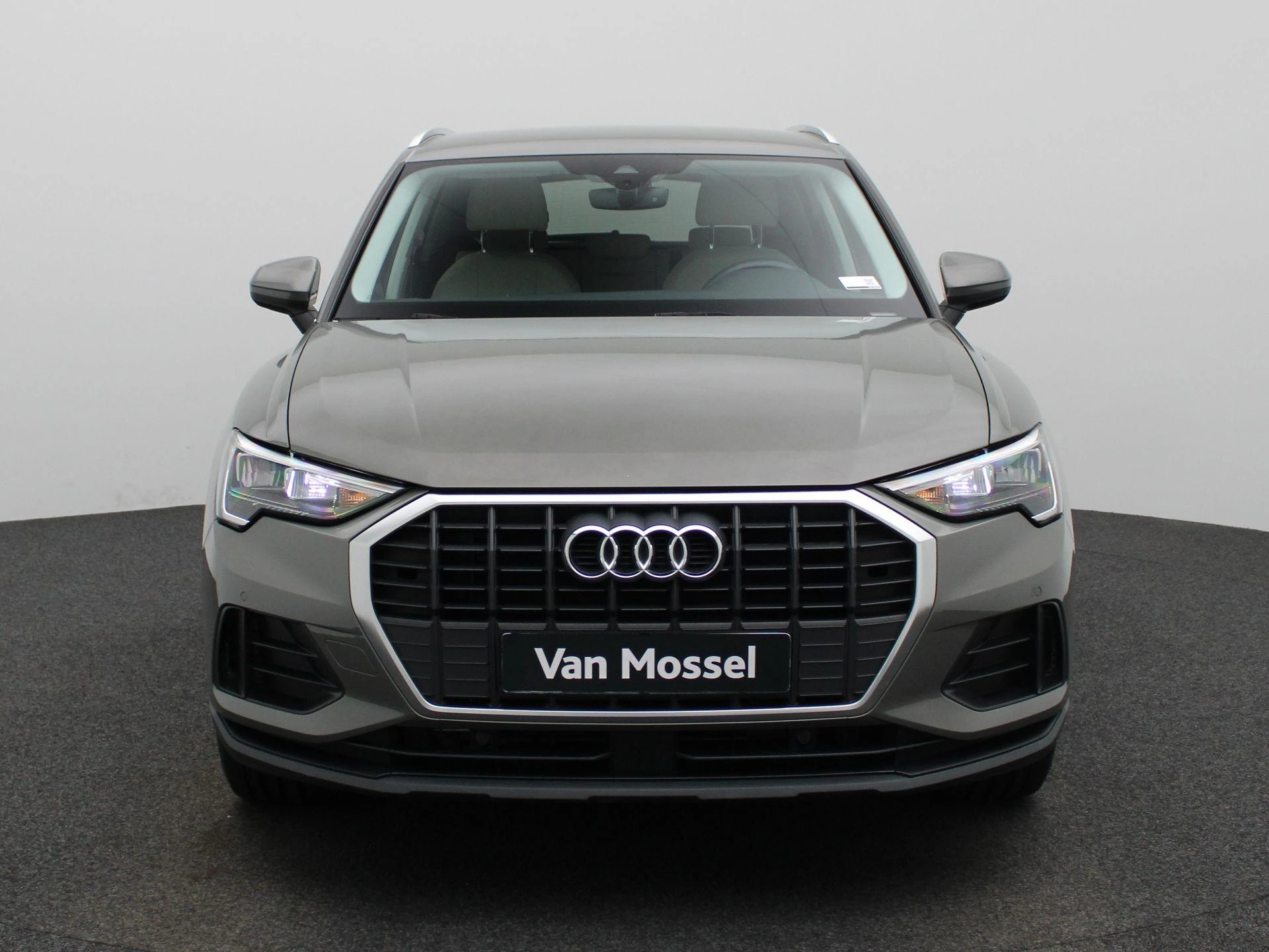 Audi-Q3-image-2