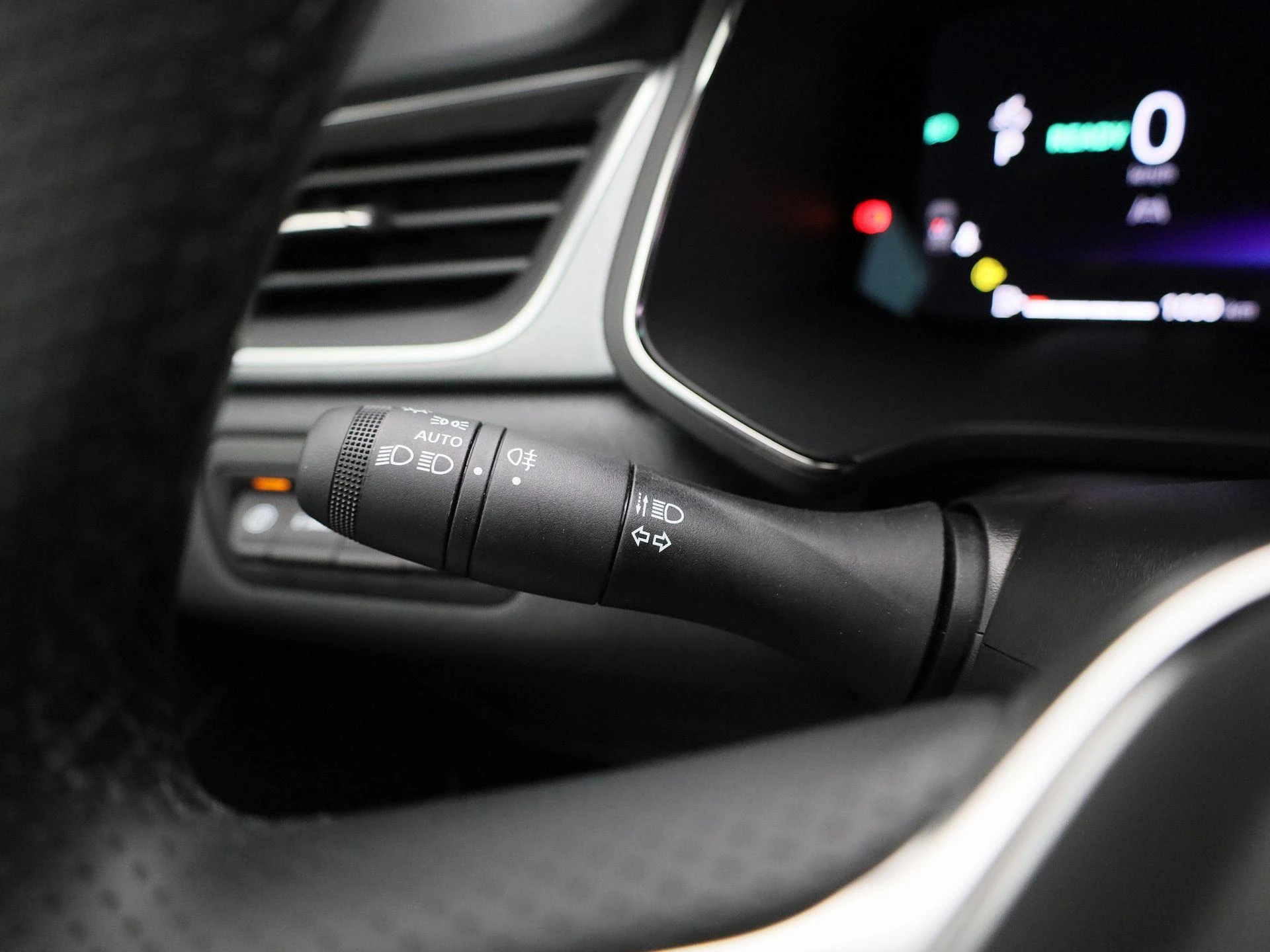 Renault-Captur-image-19