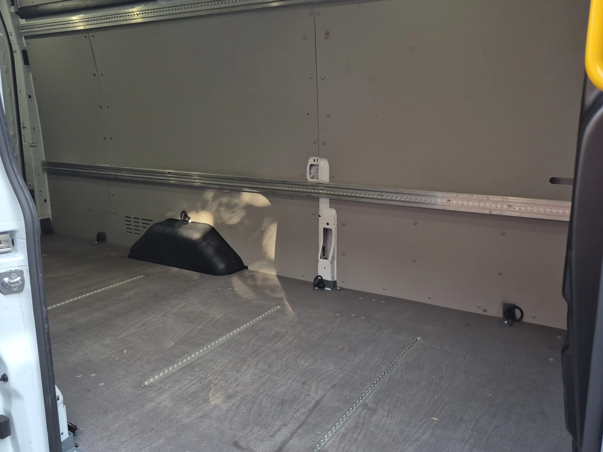 Ford-Transit-image-10