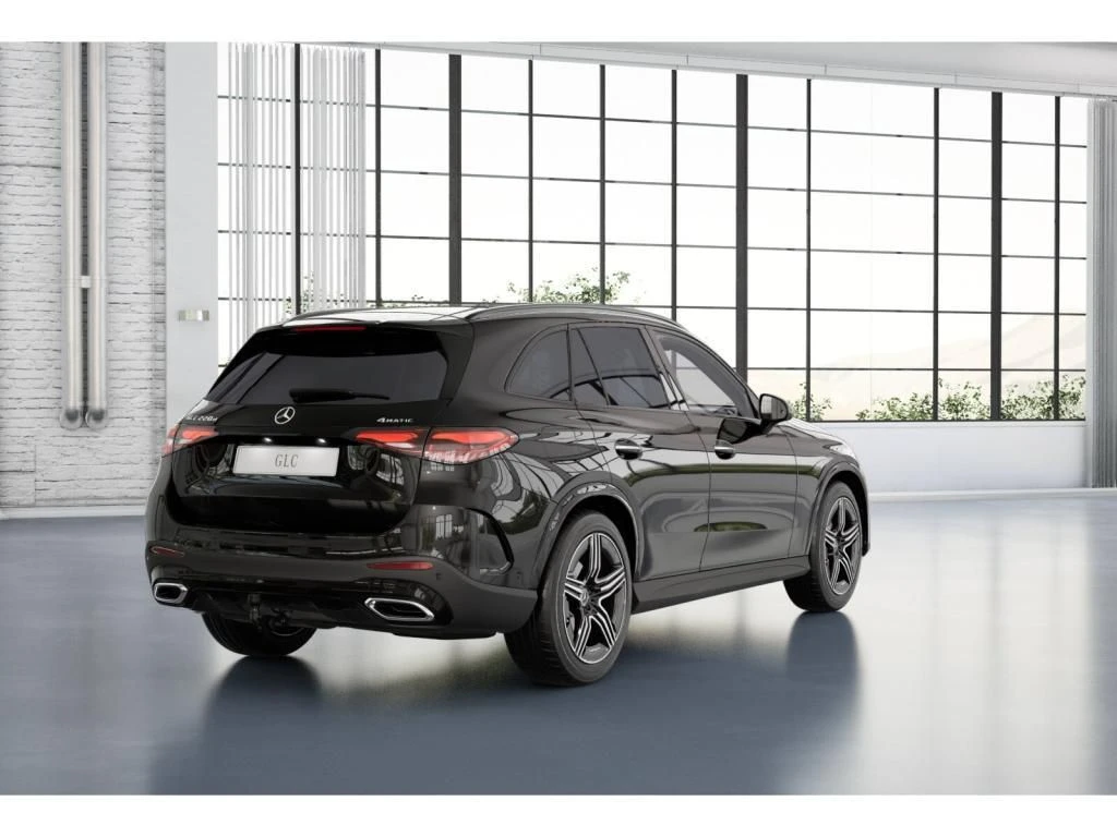 Mercedes-Benz-GLC 220 d-image-3
