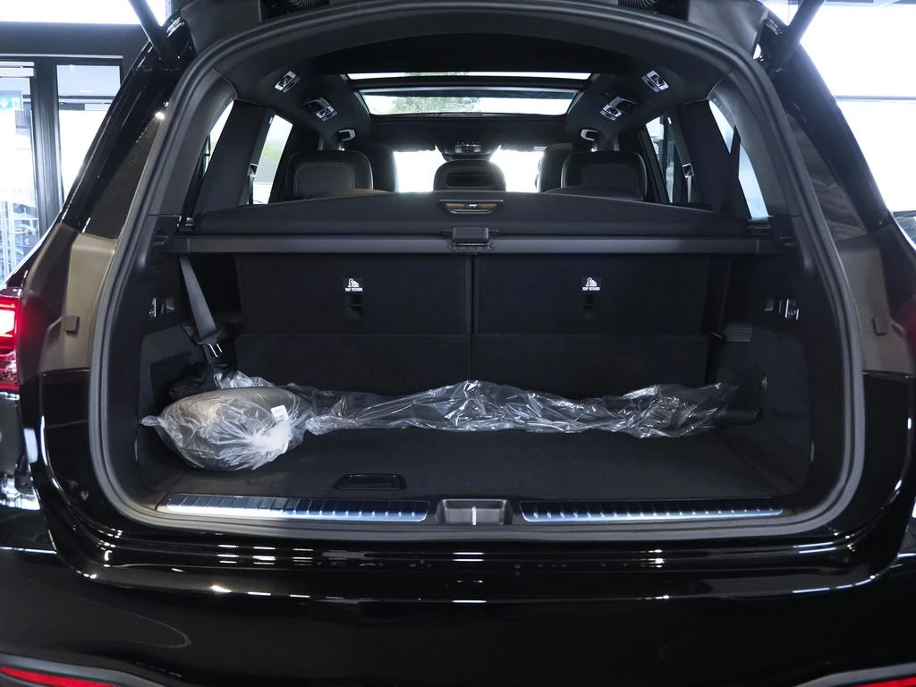 Mercedes-Benz-GLS 450 d-image-14