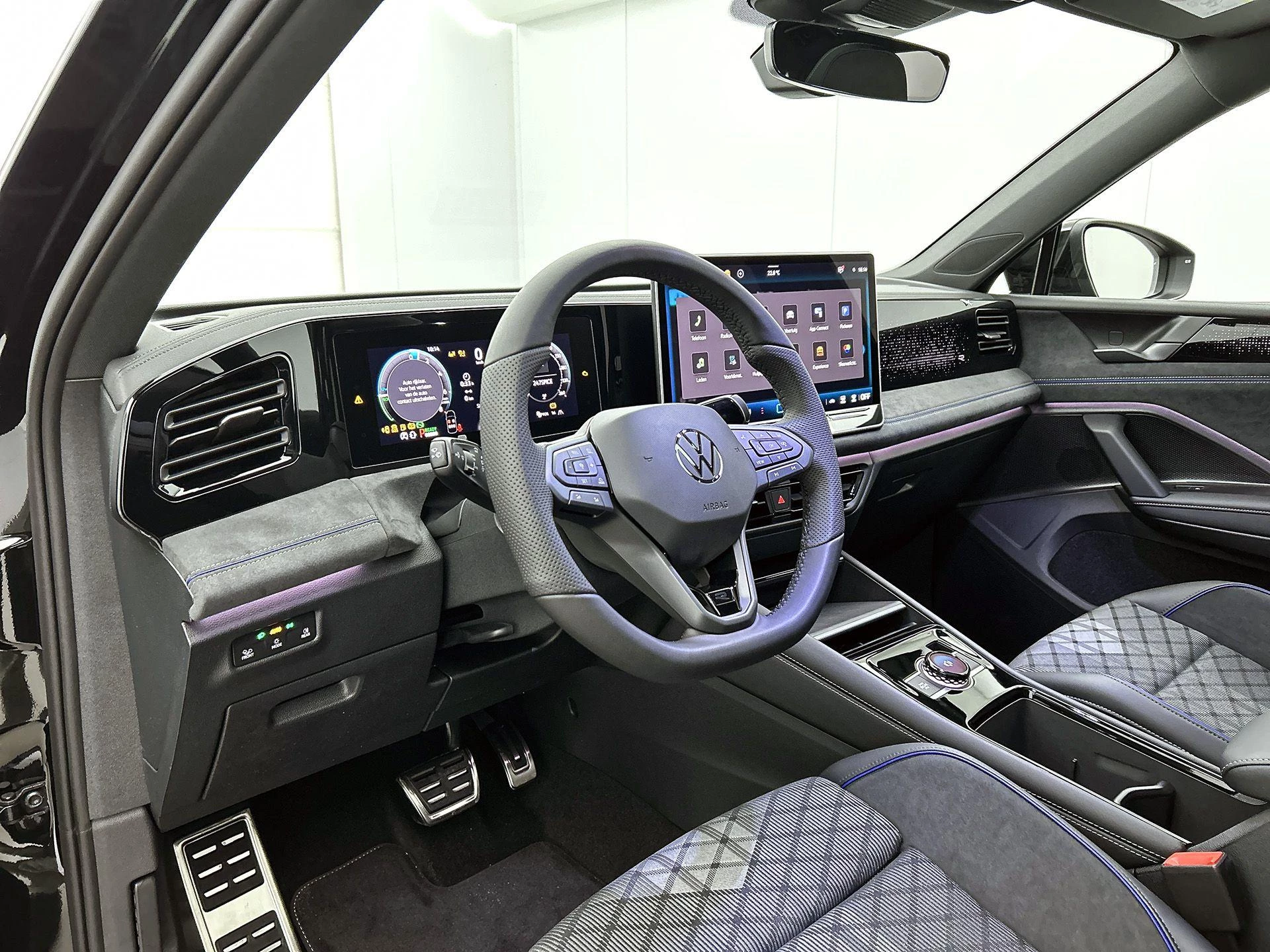 Volkswagen Tiguan 1.5 eHybrid R-Line Edition