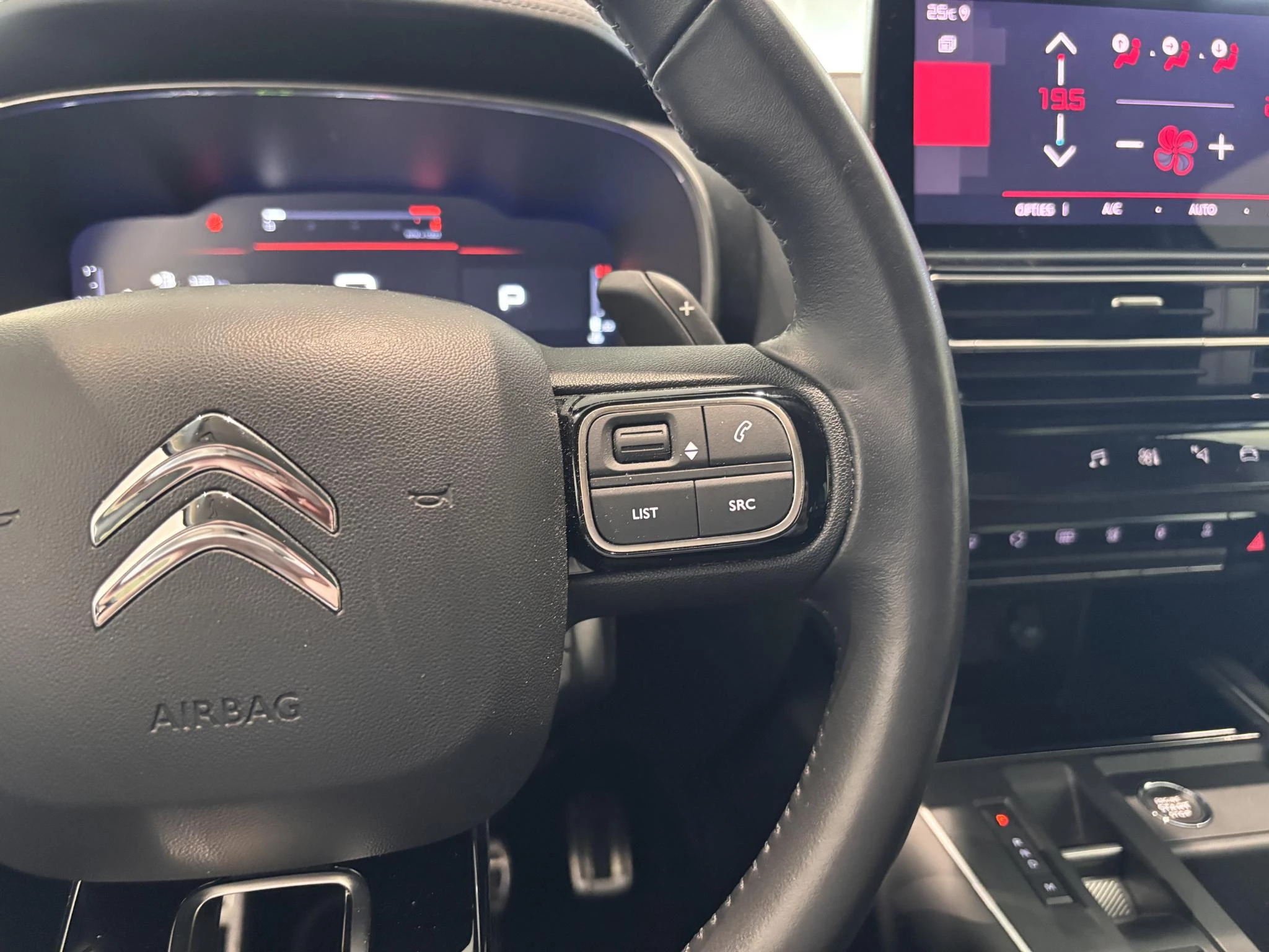 Citroën-C5 Aircross-image-16