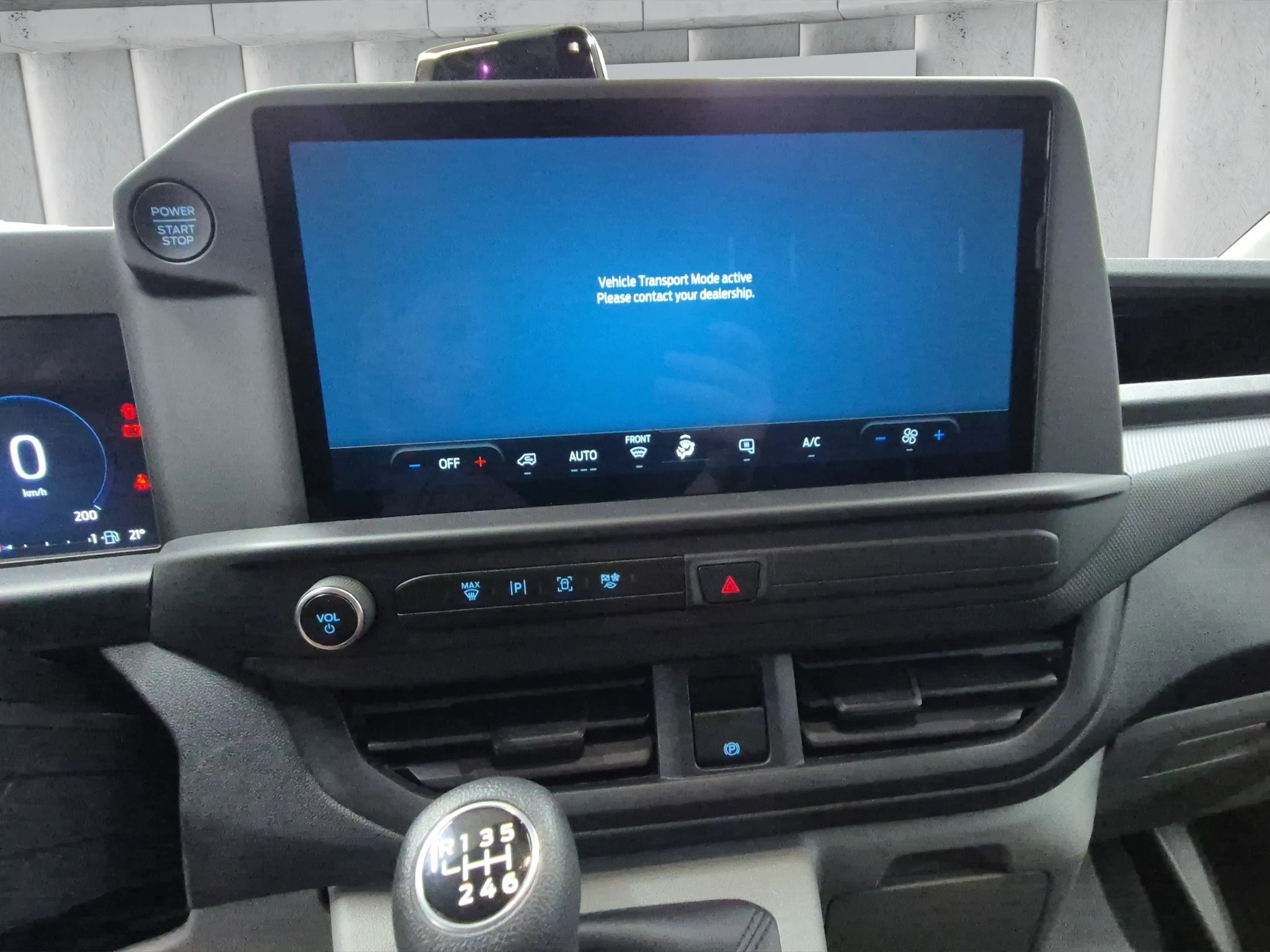 Ford-Transit Custom-image-14