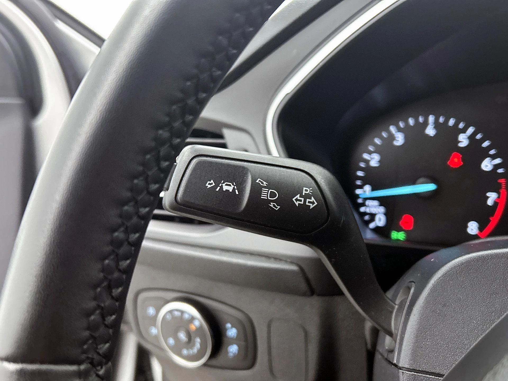 Ford Focus Wagon 1.0 EcoBoost Hybrid Trend Edition Business