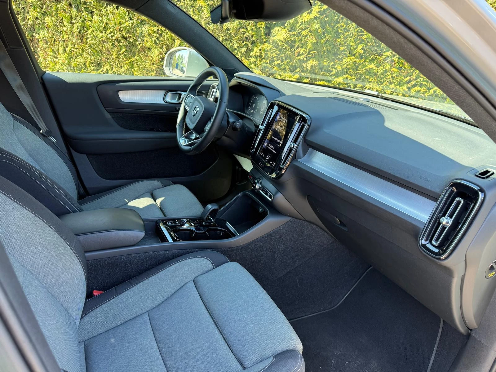 Volvo XC40 Recharge T4 Plus Bright