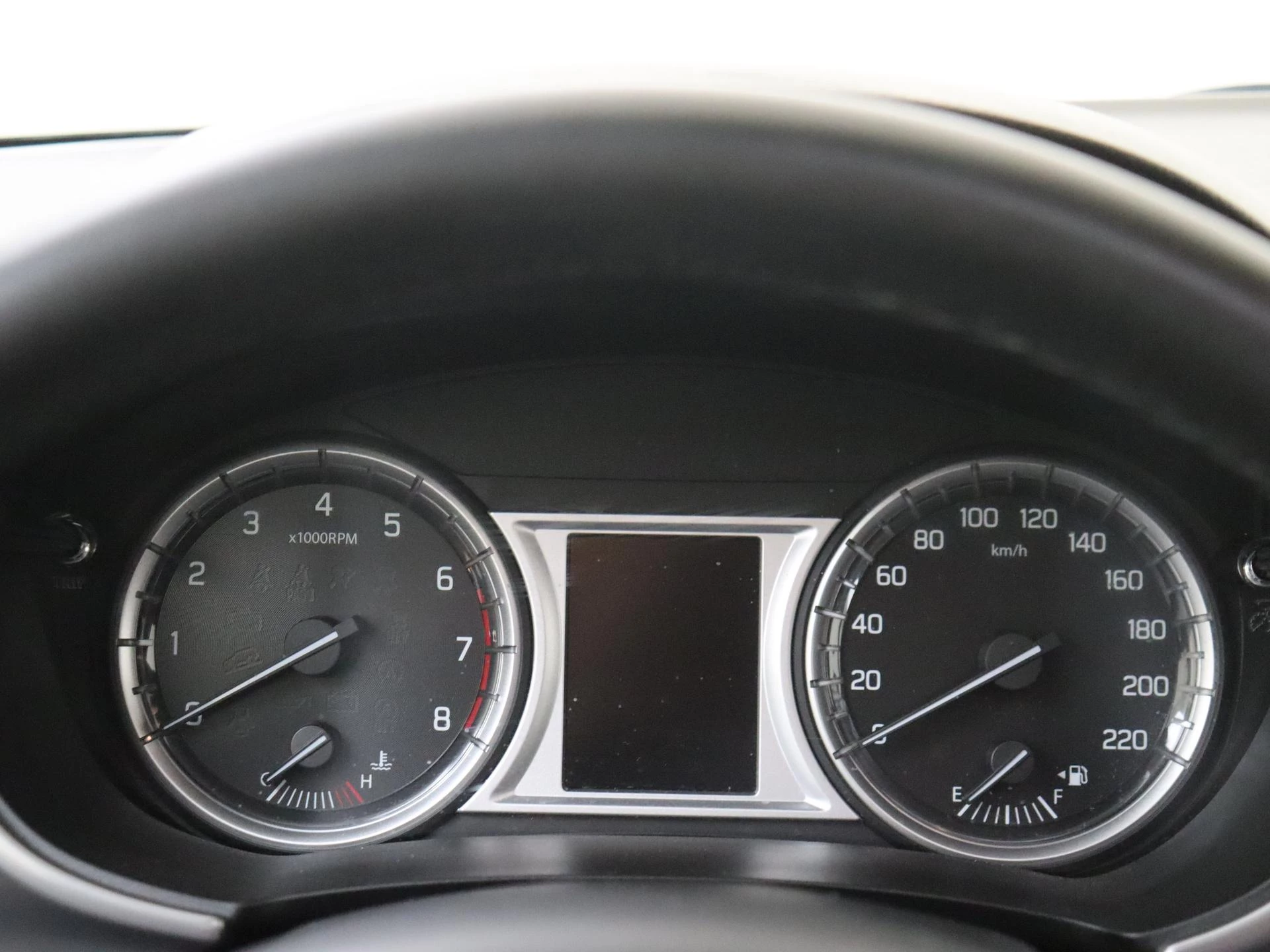 Suzuki-Vitara-image-11