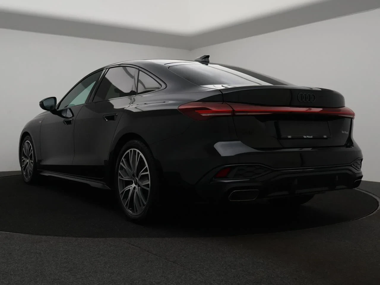 Audi-A5-image-4