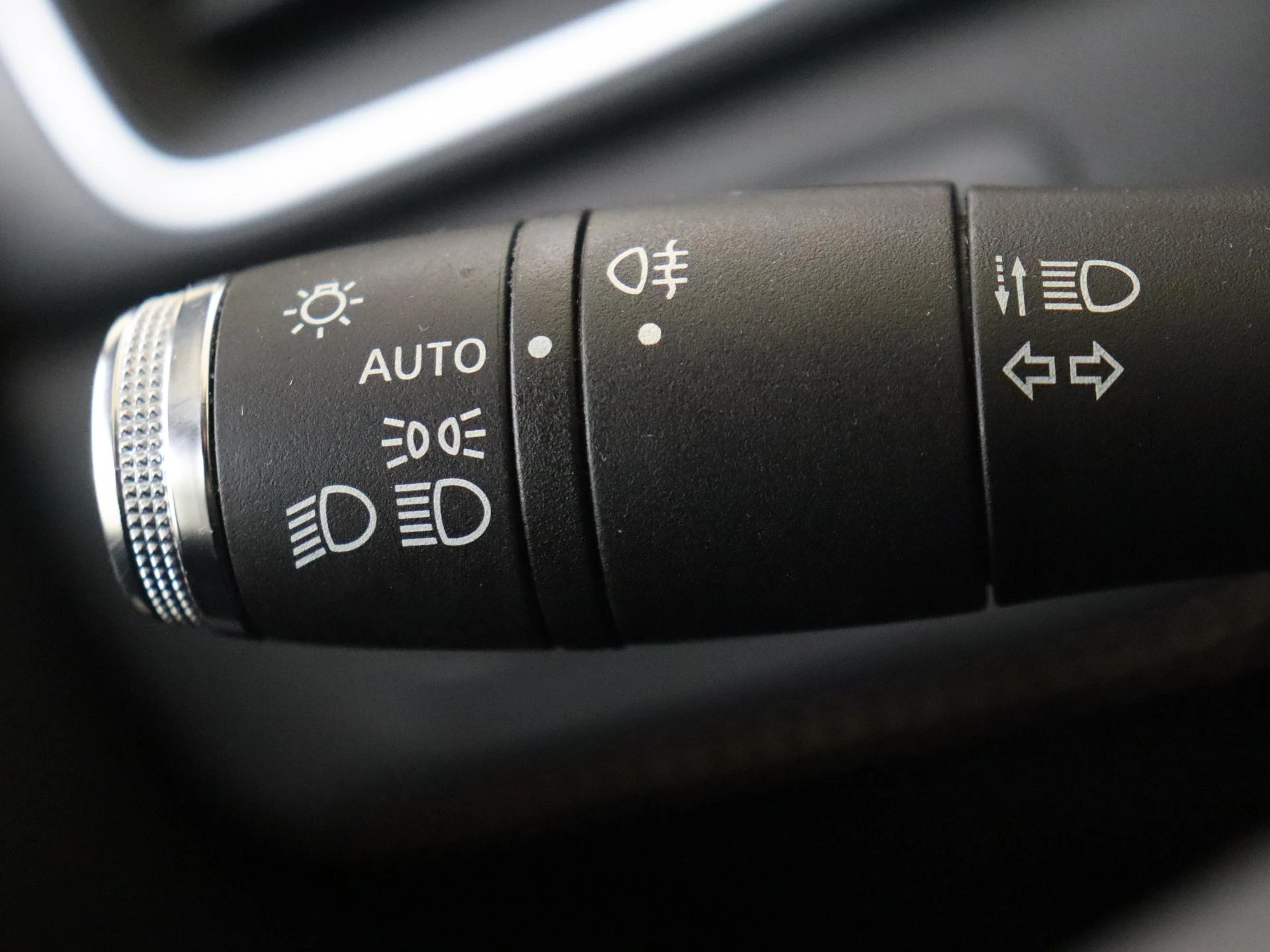 Renault-Captur-image-27