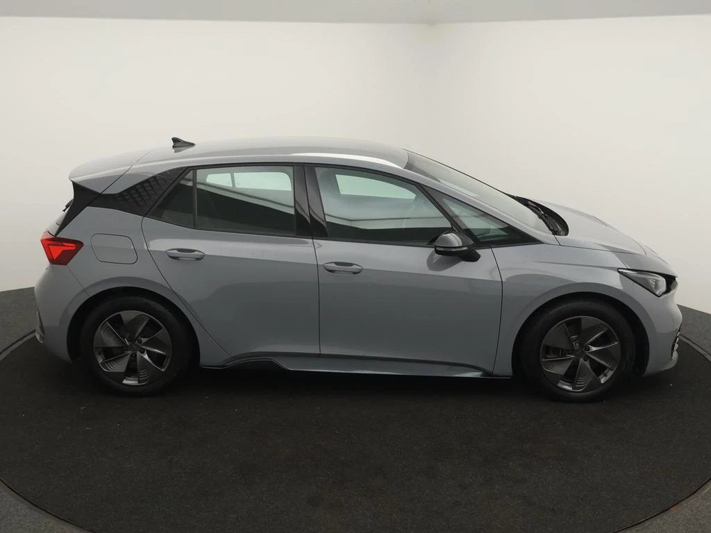 CUPRA Born Born Business Edition 204PK *AUTOMAAT*SPORTZETELS*CAMERA*PDC*ACC*NAVI*APP-CONNECT*...*