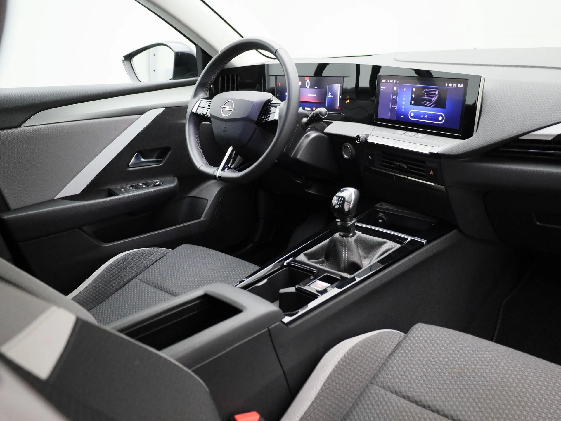 Opel-Astra-image-33
