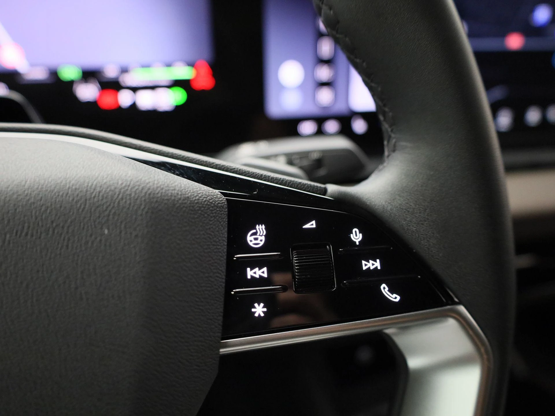 Audi-Q6 e-tron-image-19